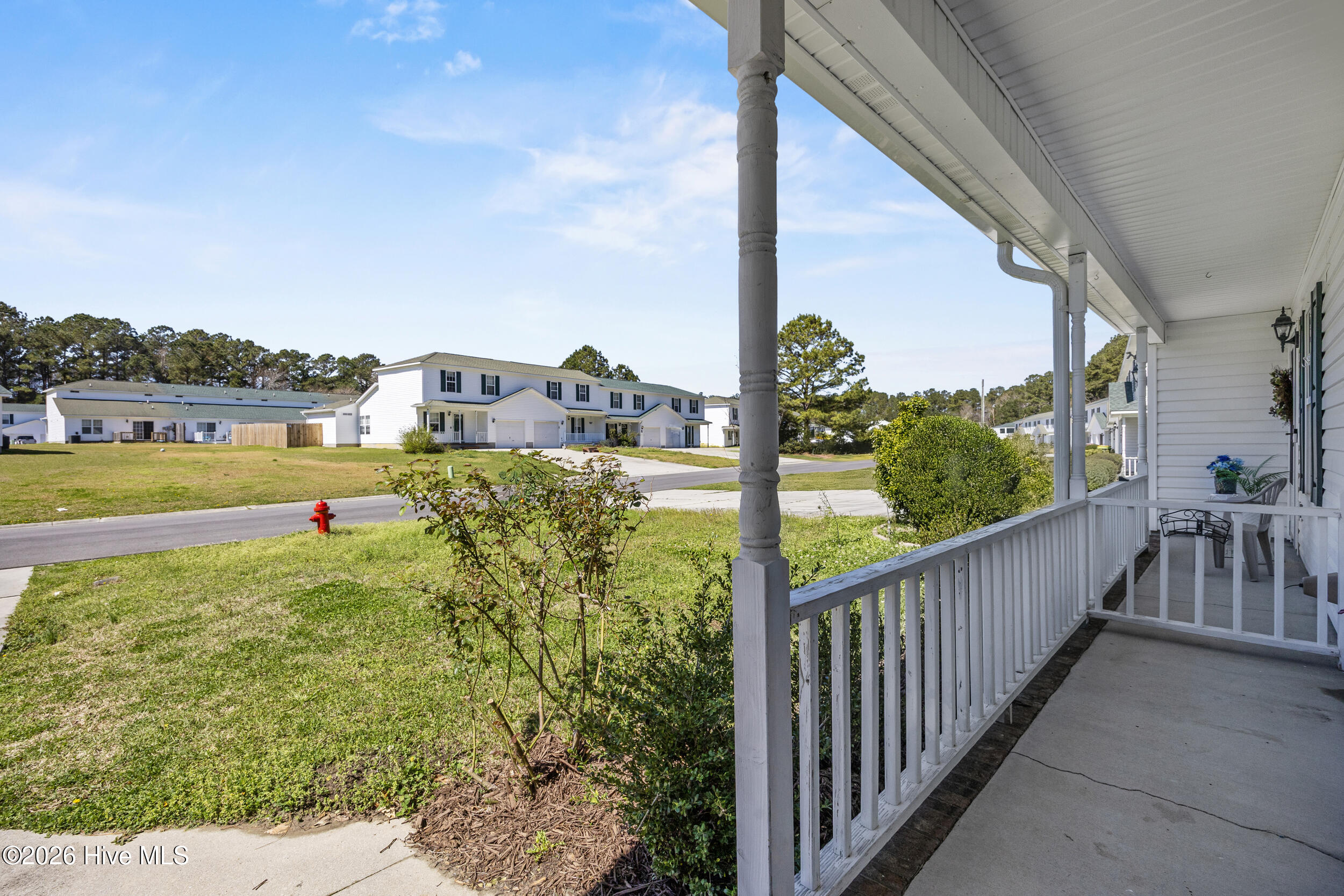 302 Winners Circle S