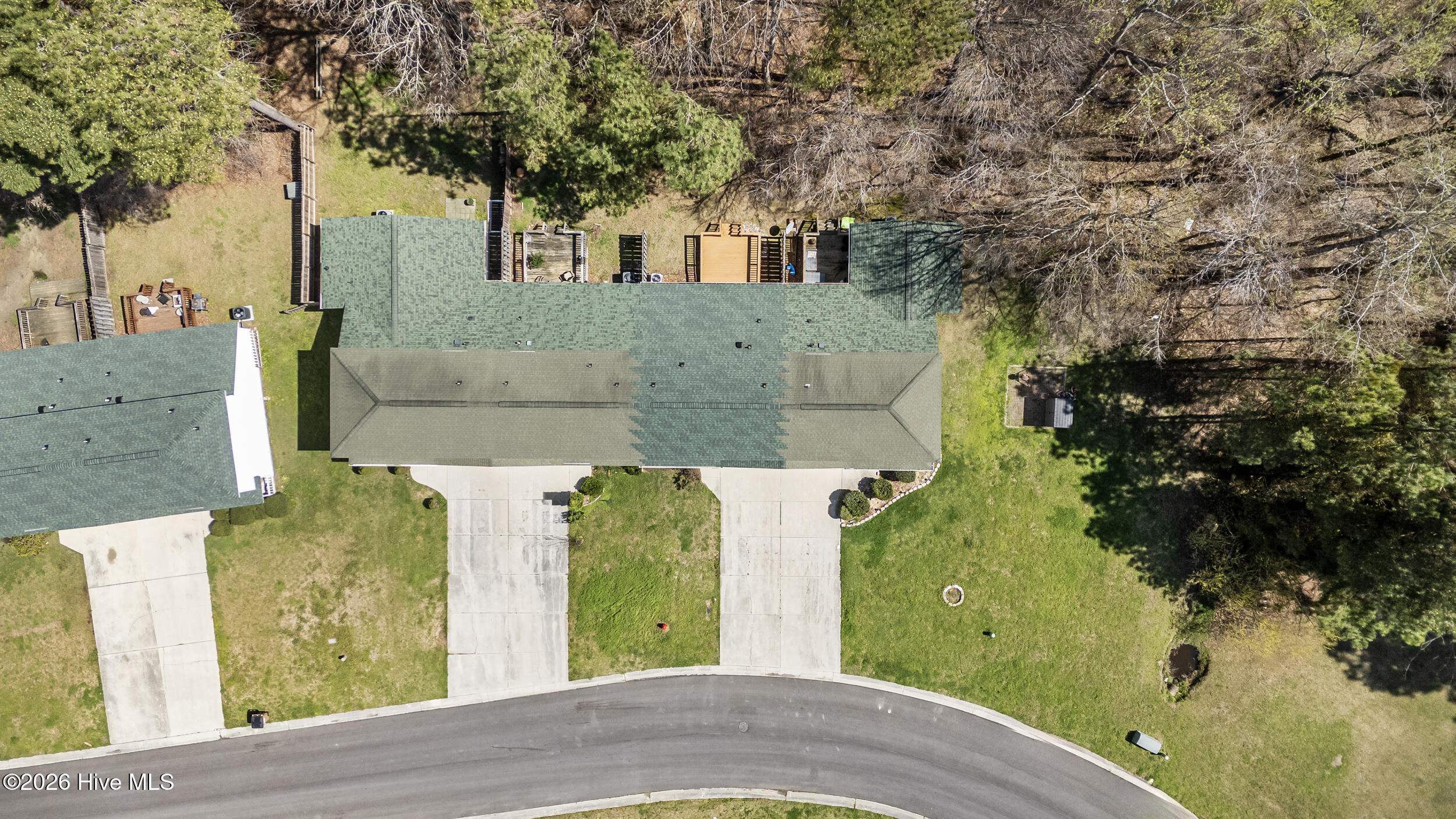 302 Winners Circle S