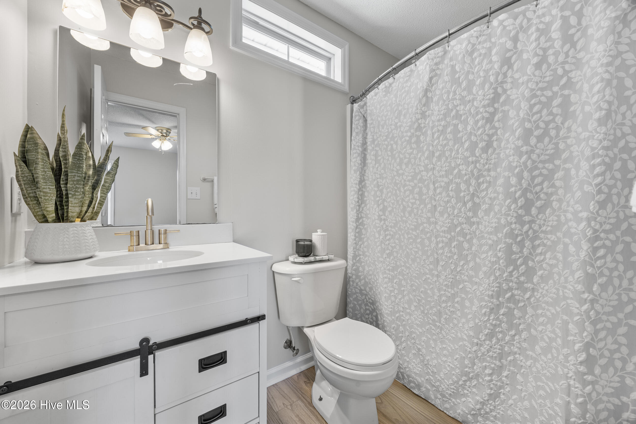 302 Winners Circle S