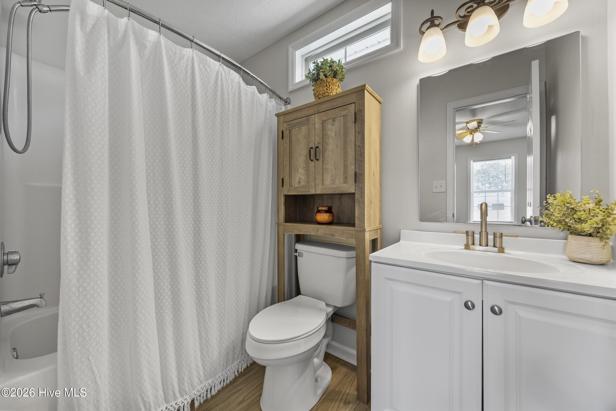 302 Winners Circle S