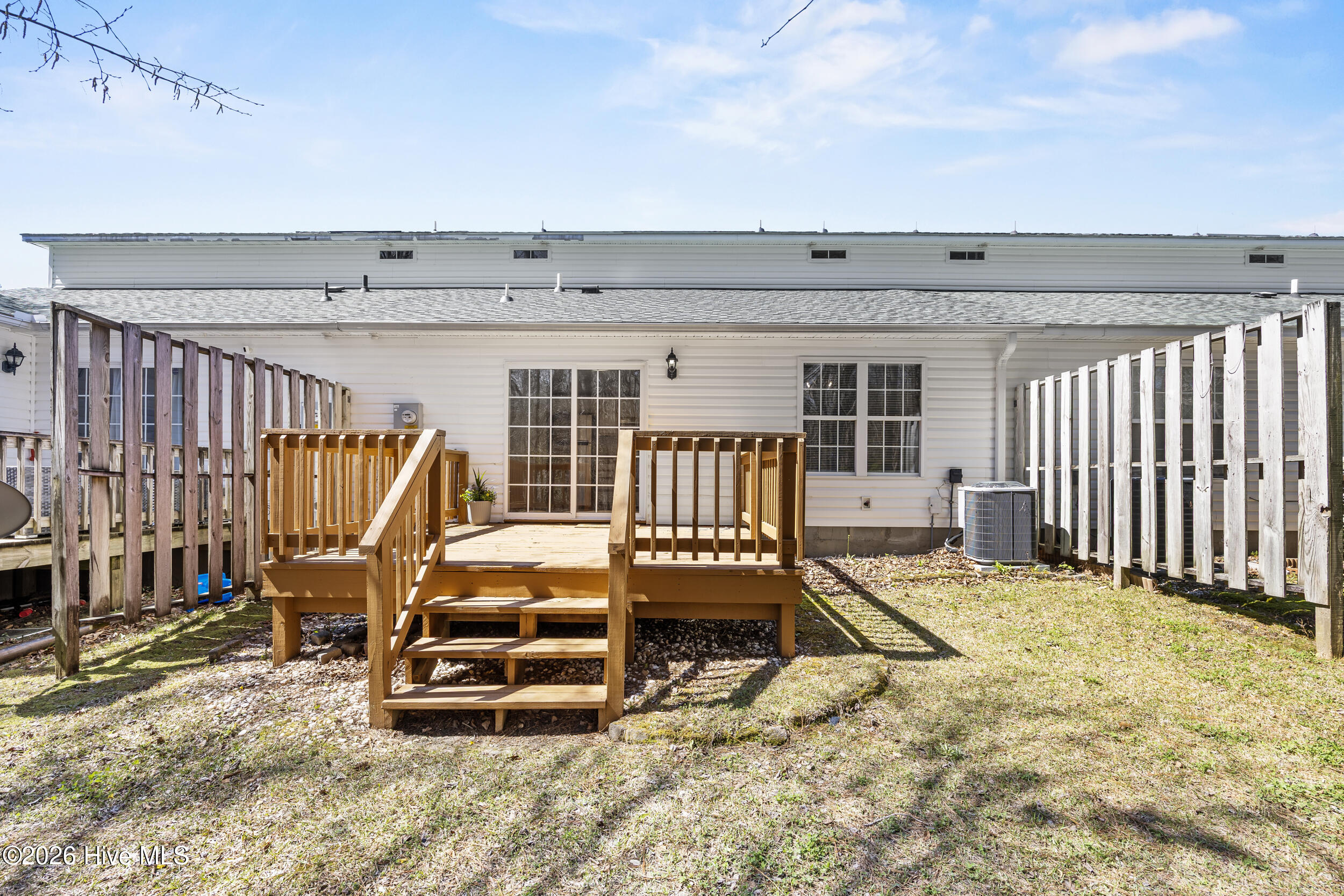 302 Winners Circle S