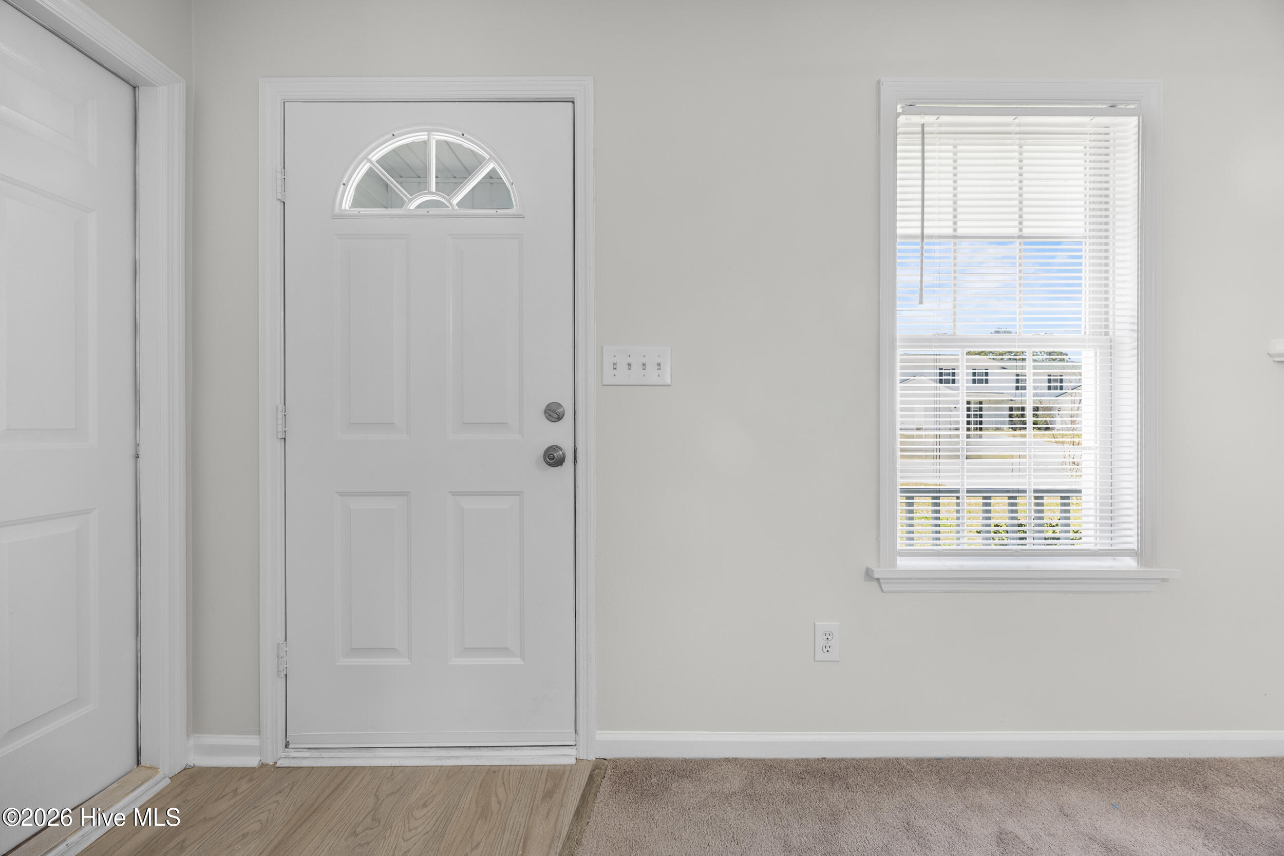 302 Winners Circle S