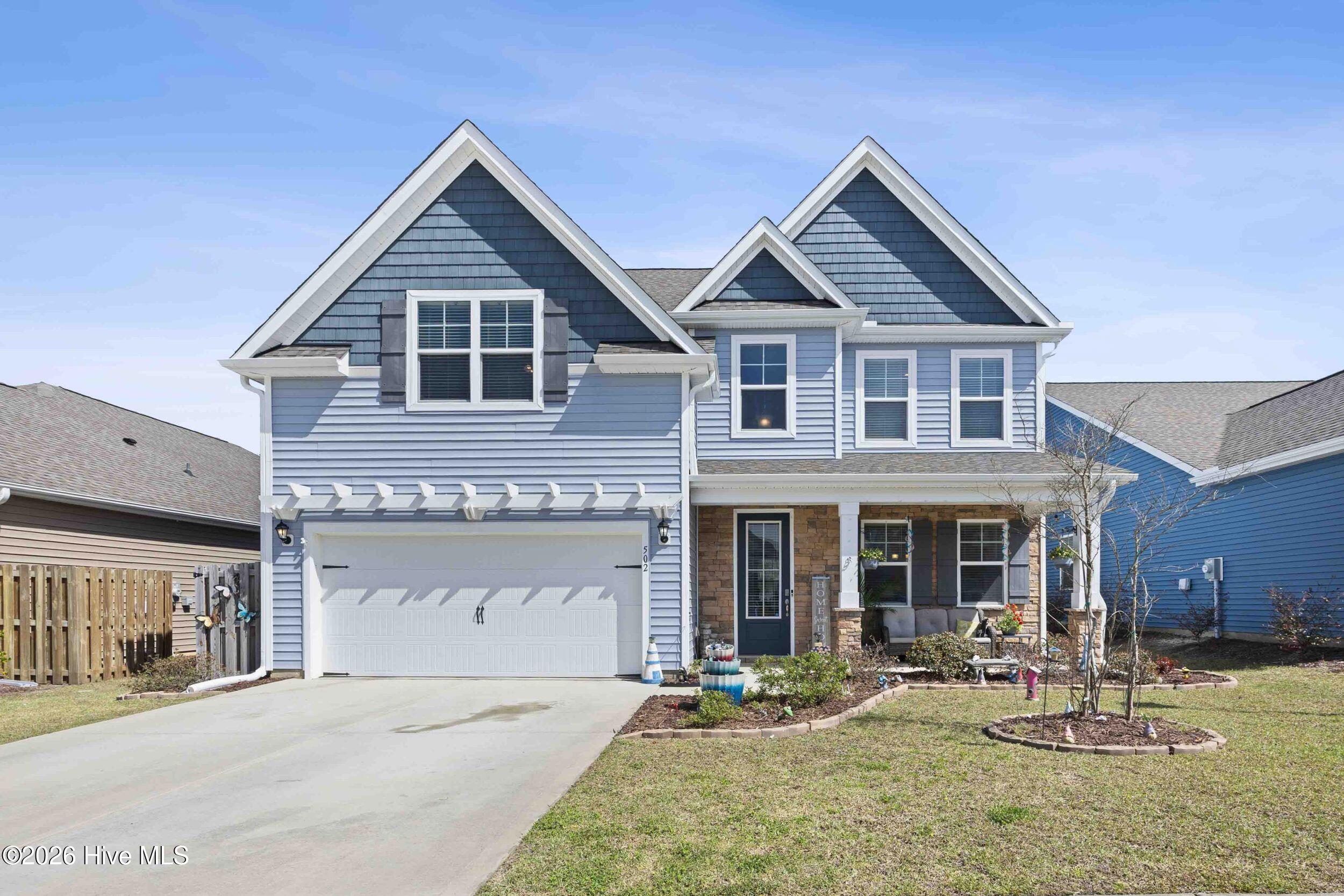 502 Edgewater Way
