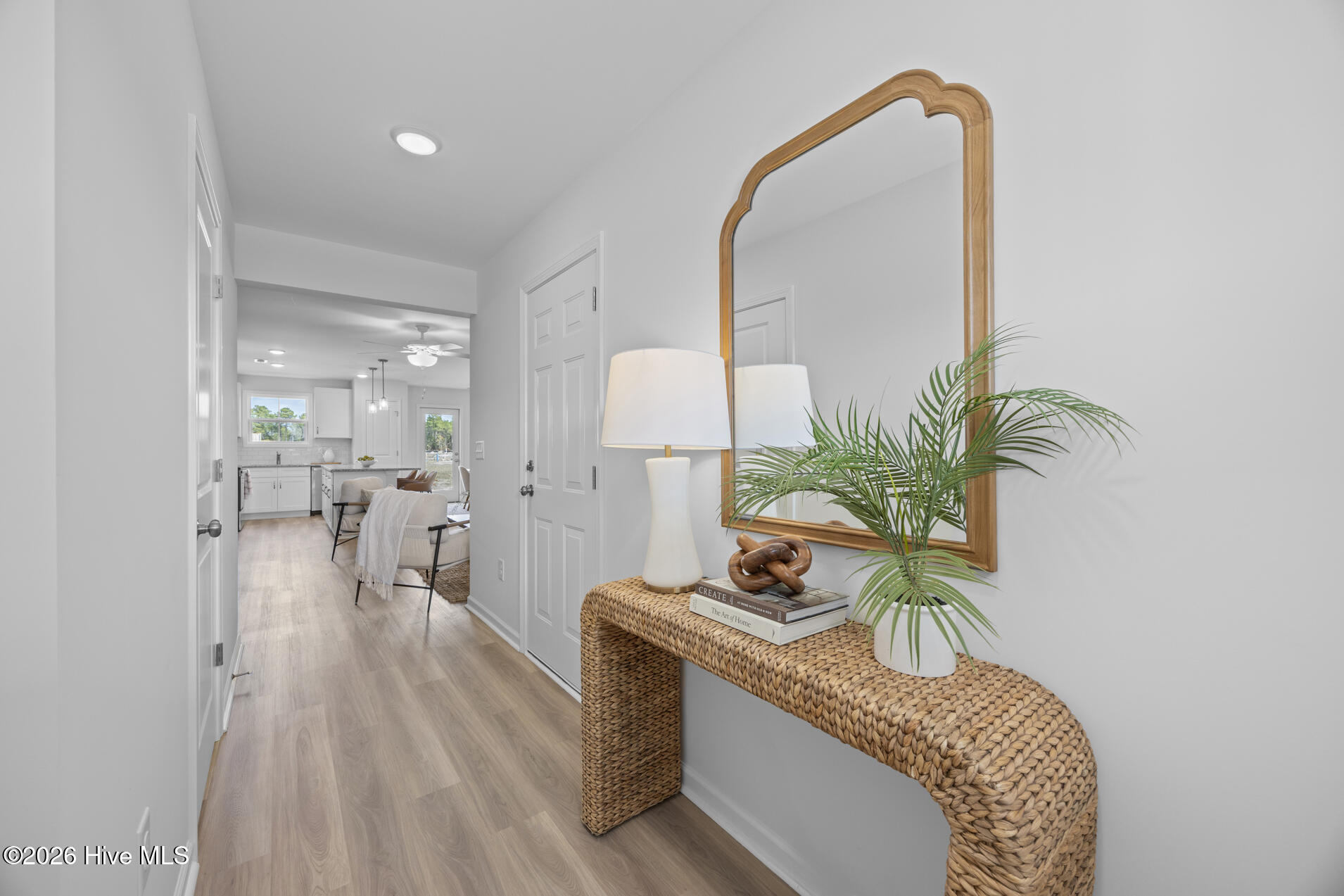 43 W Pioneer Way 112