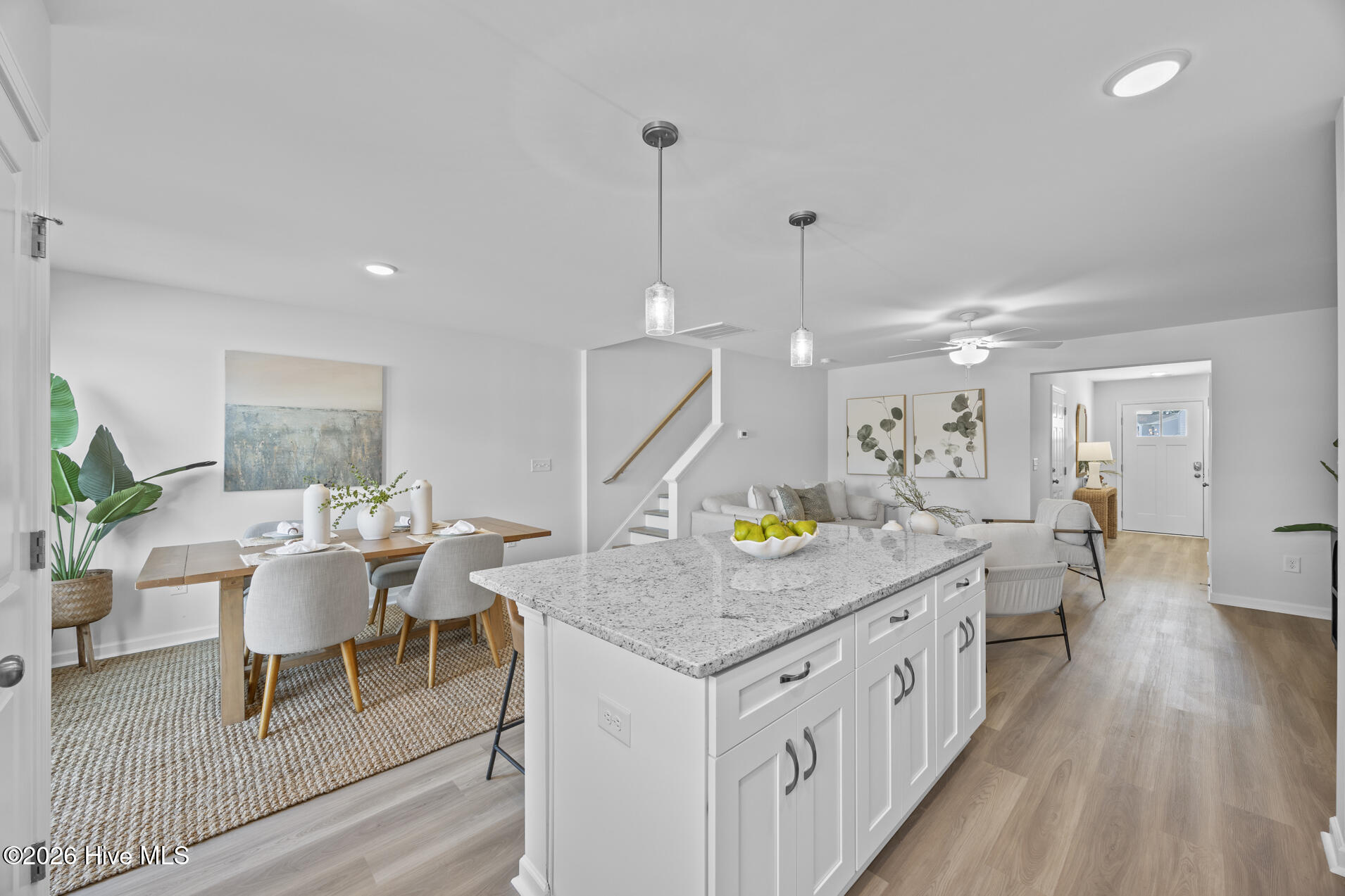 43 W Pioneer Way 112