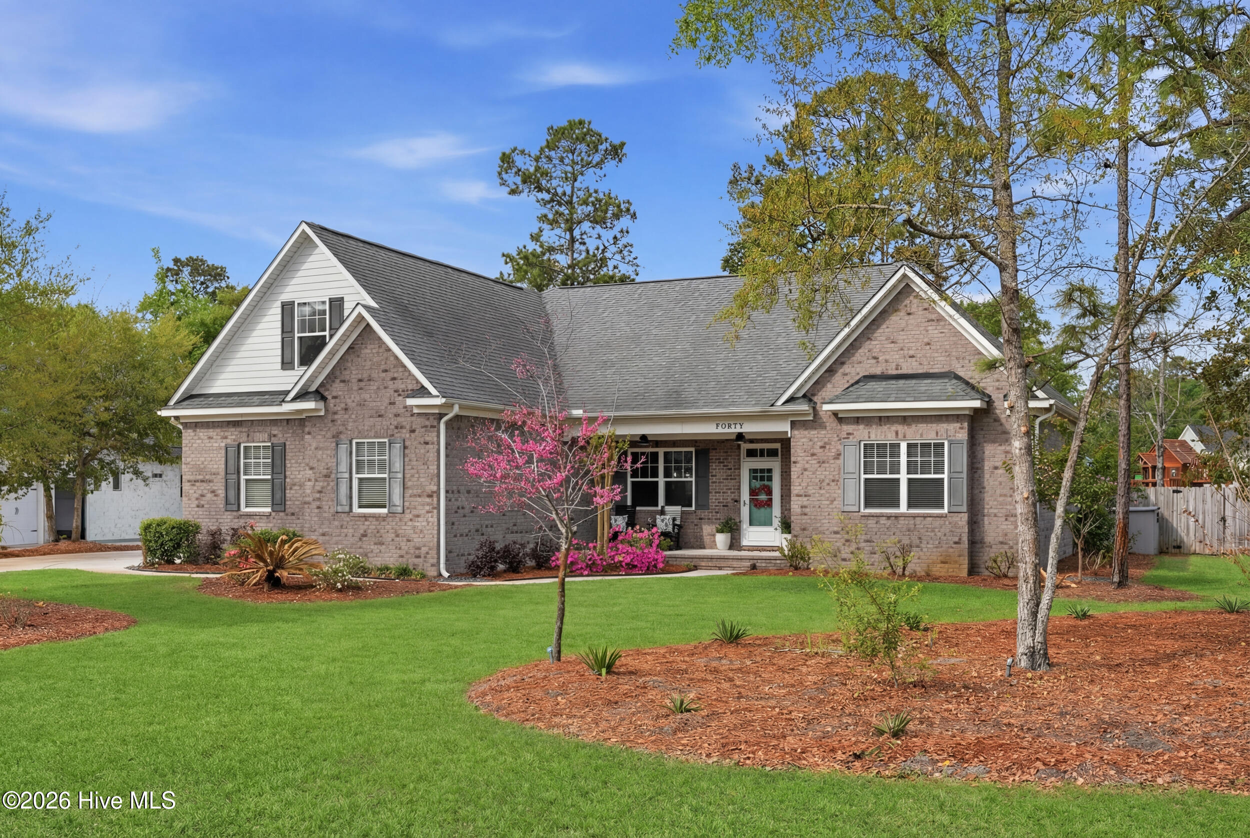 40 Stonegate Circle