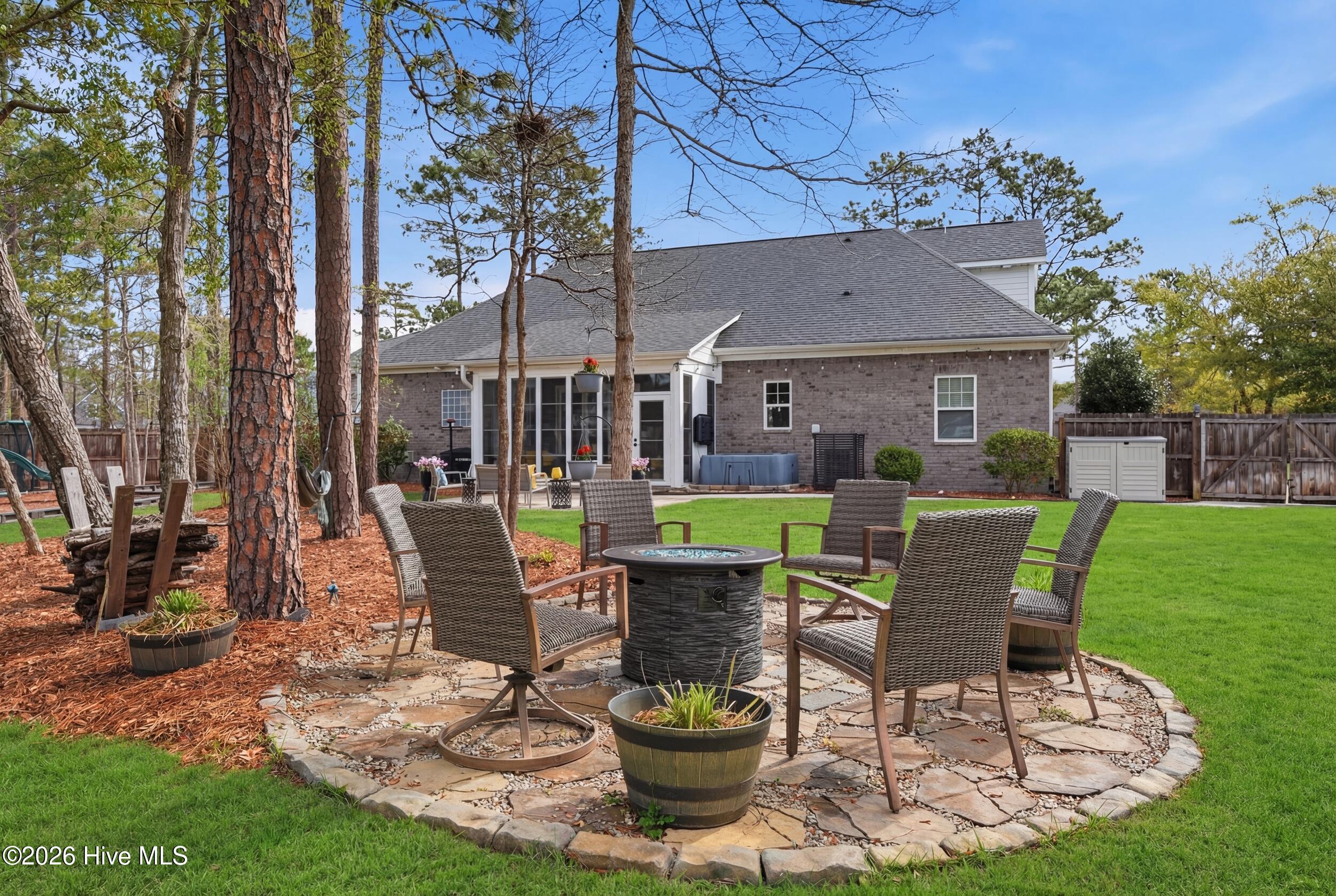 40 Stonegate Circle