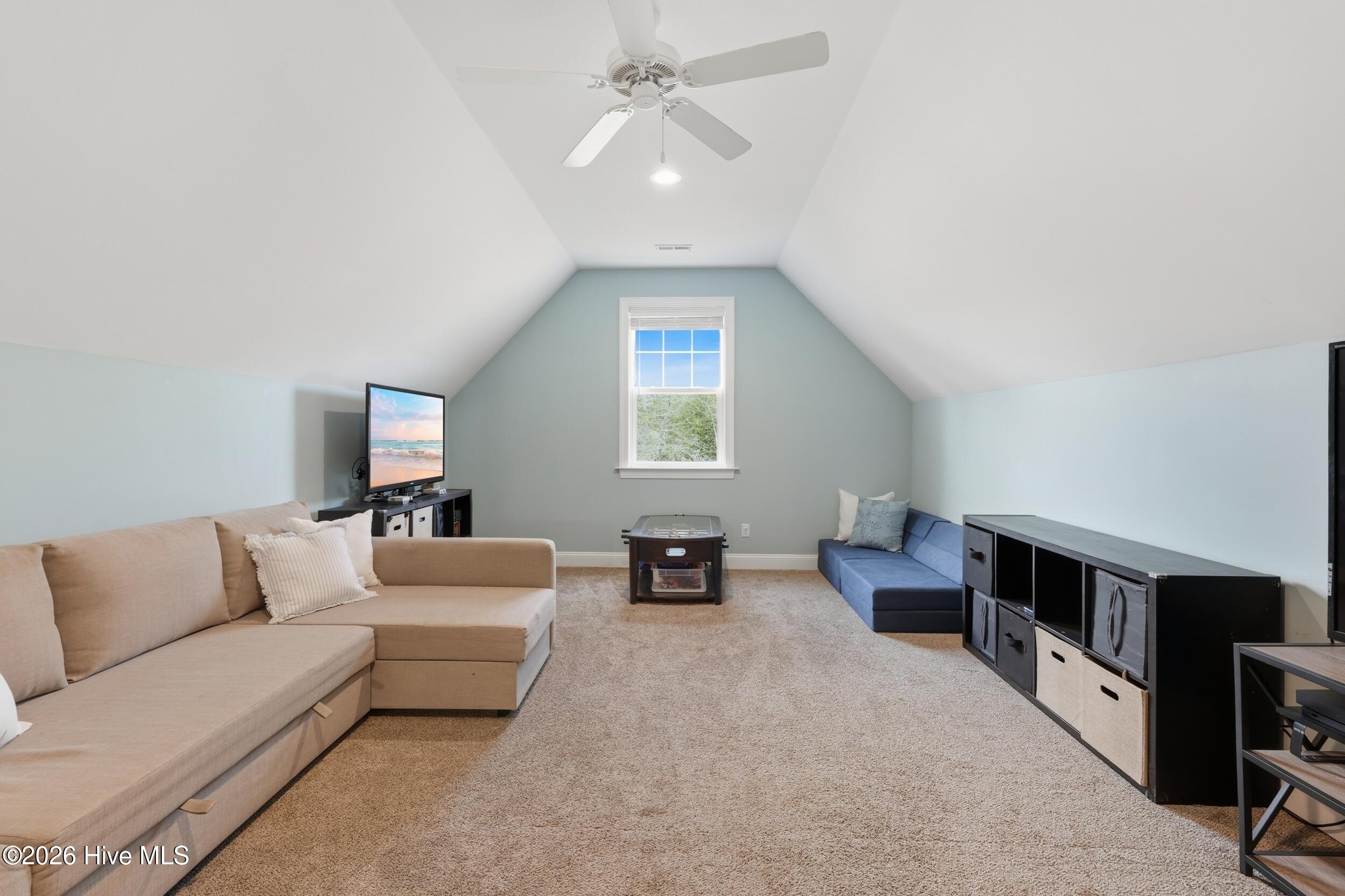 40 Stonegate Circle