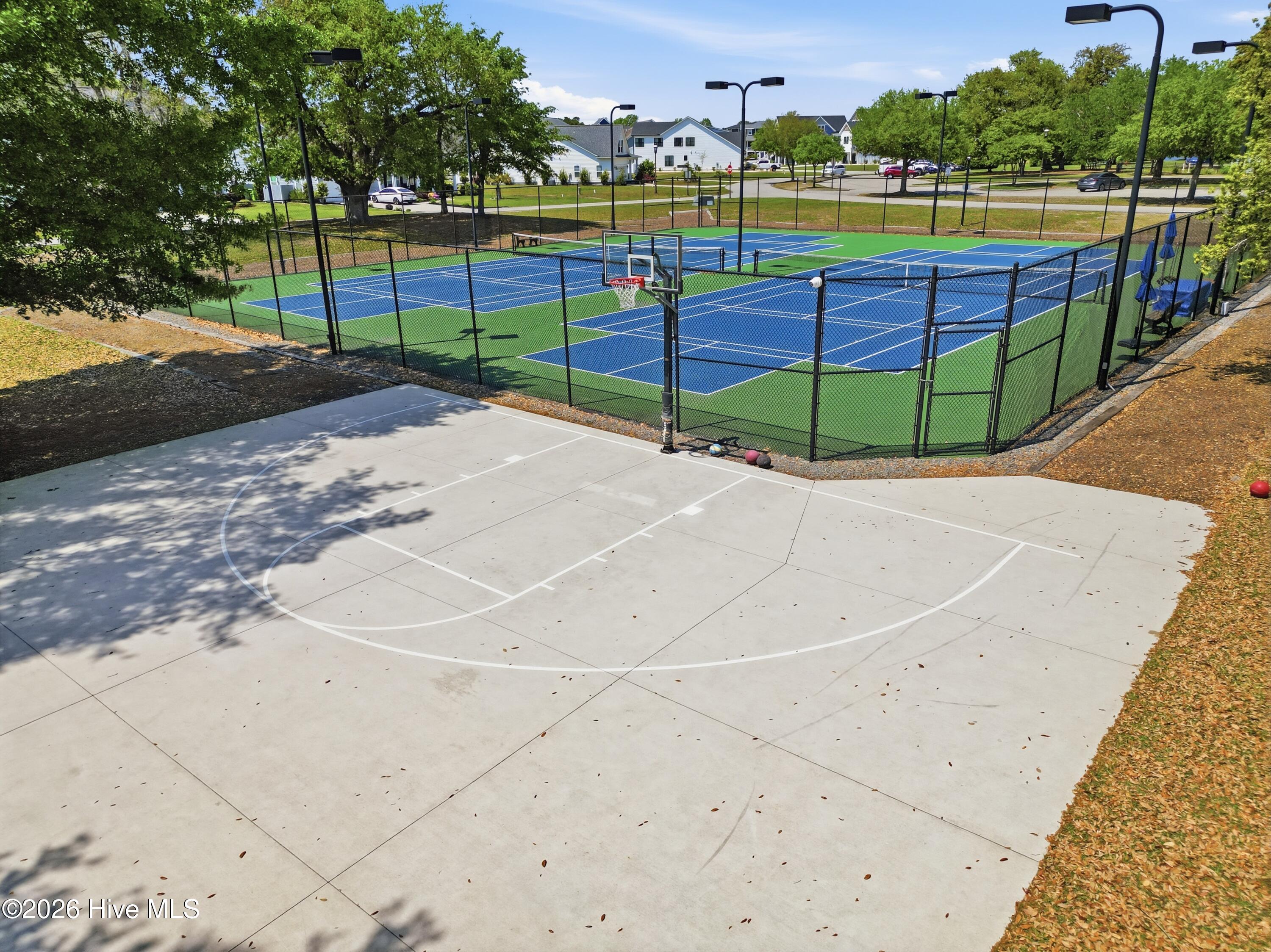 218 Summernights Way