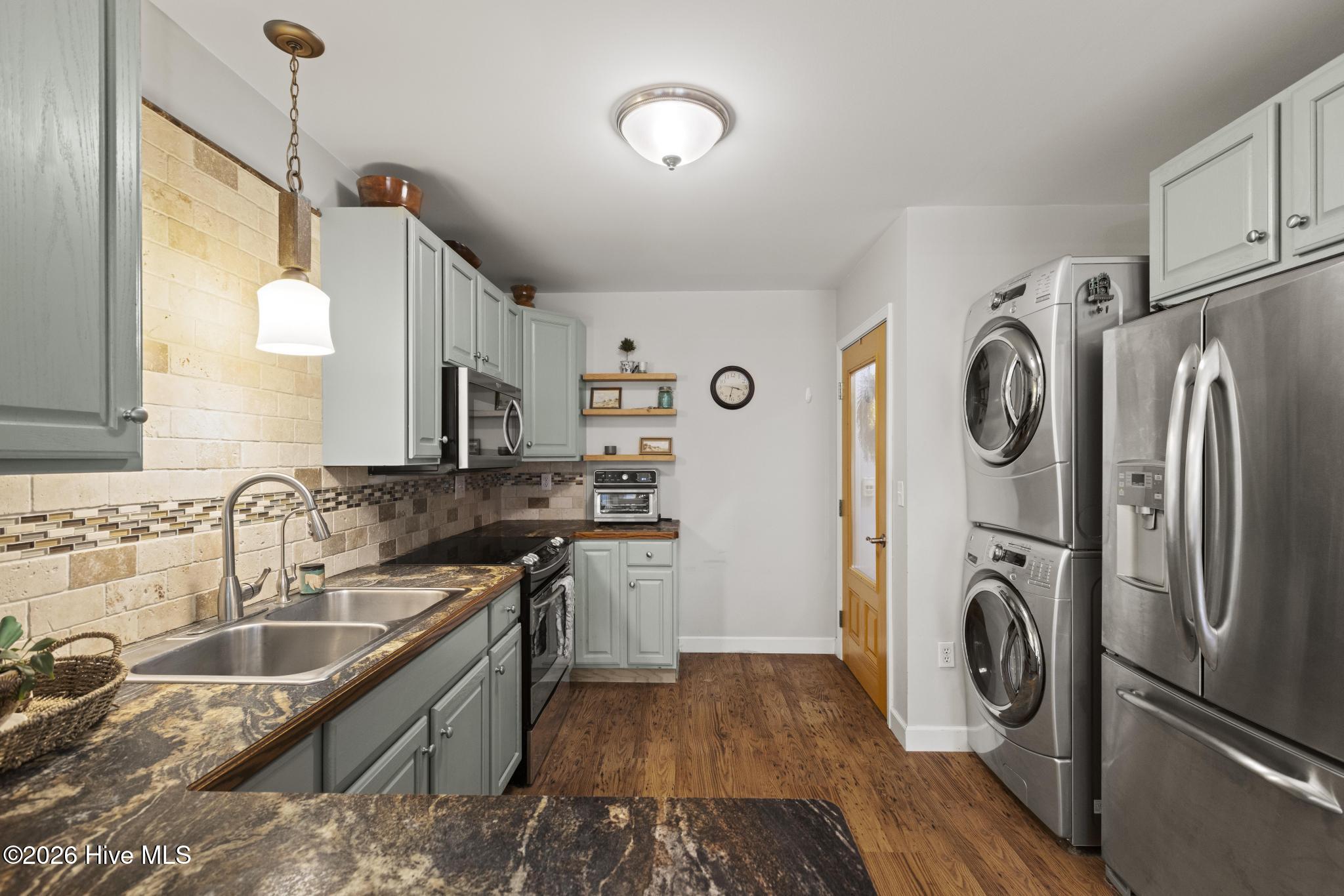 346 Knollwood Drive