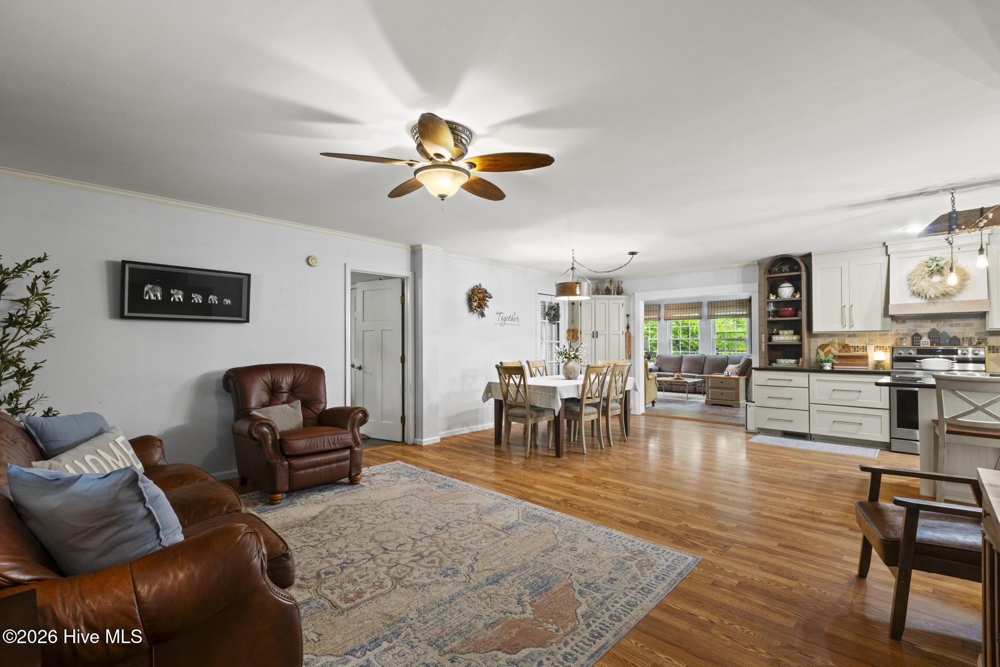 346 Knollwood Drive