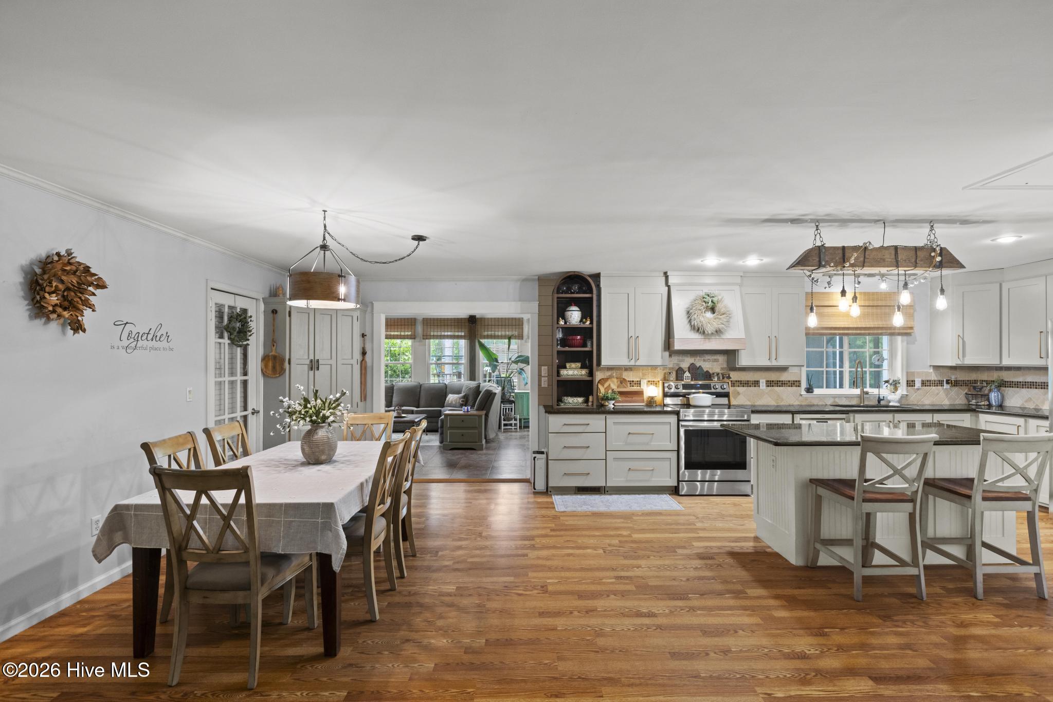346 Knollwood Drive
