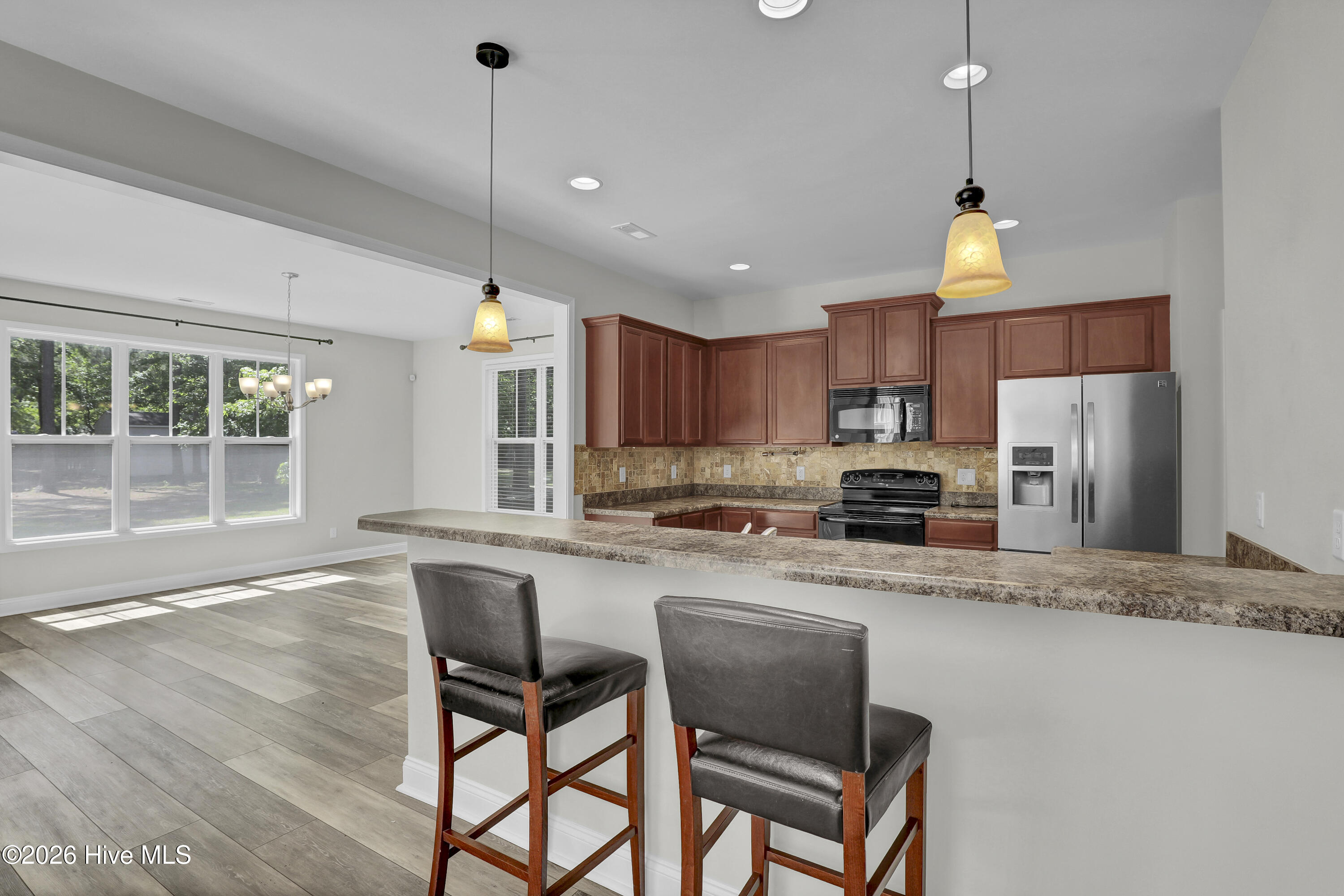 676 Majestic Oaks Drive