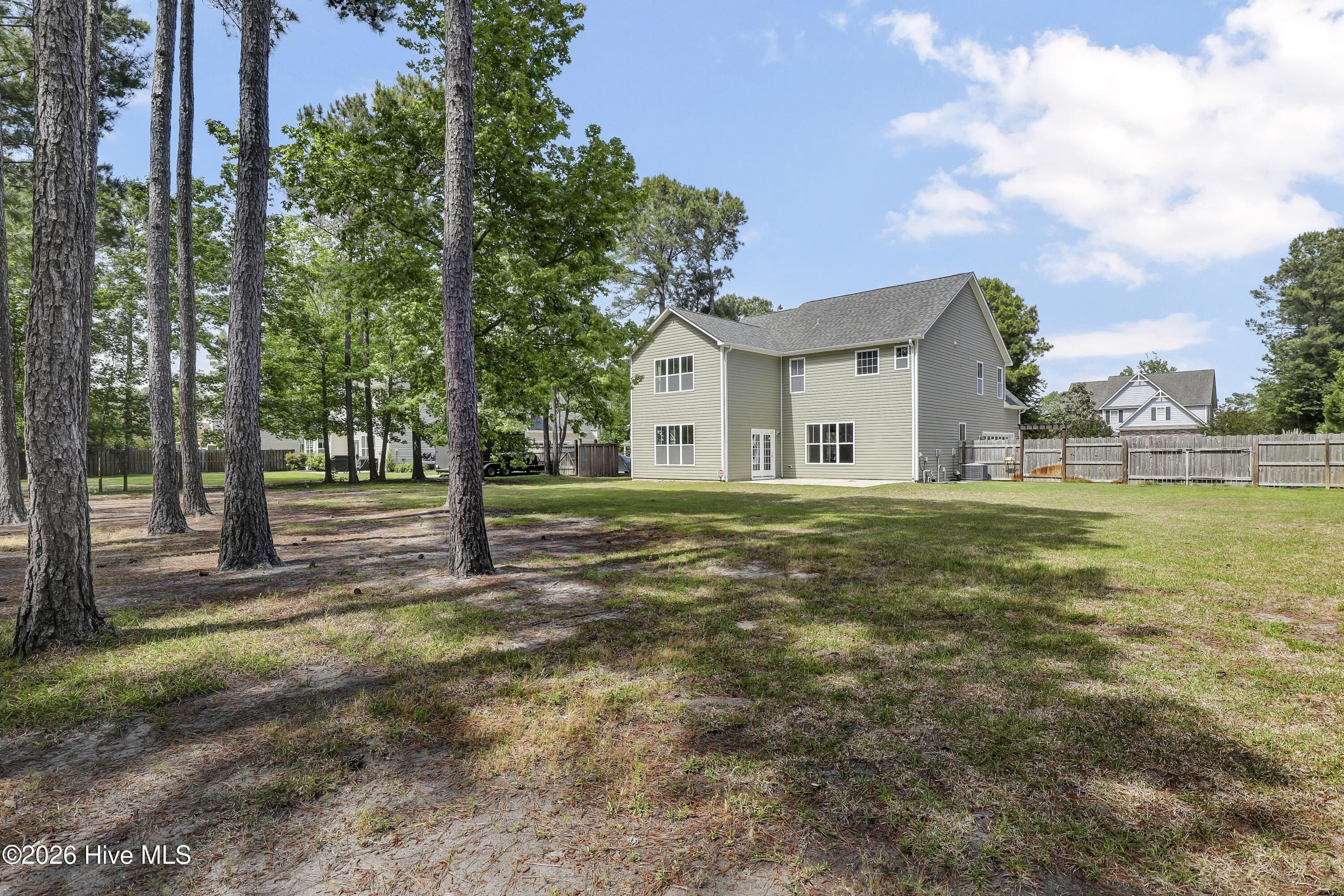 676 Majestic Oaks Drive