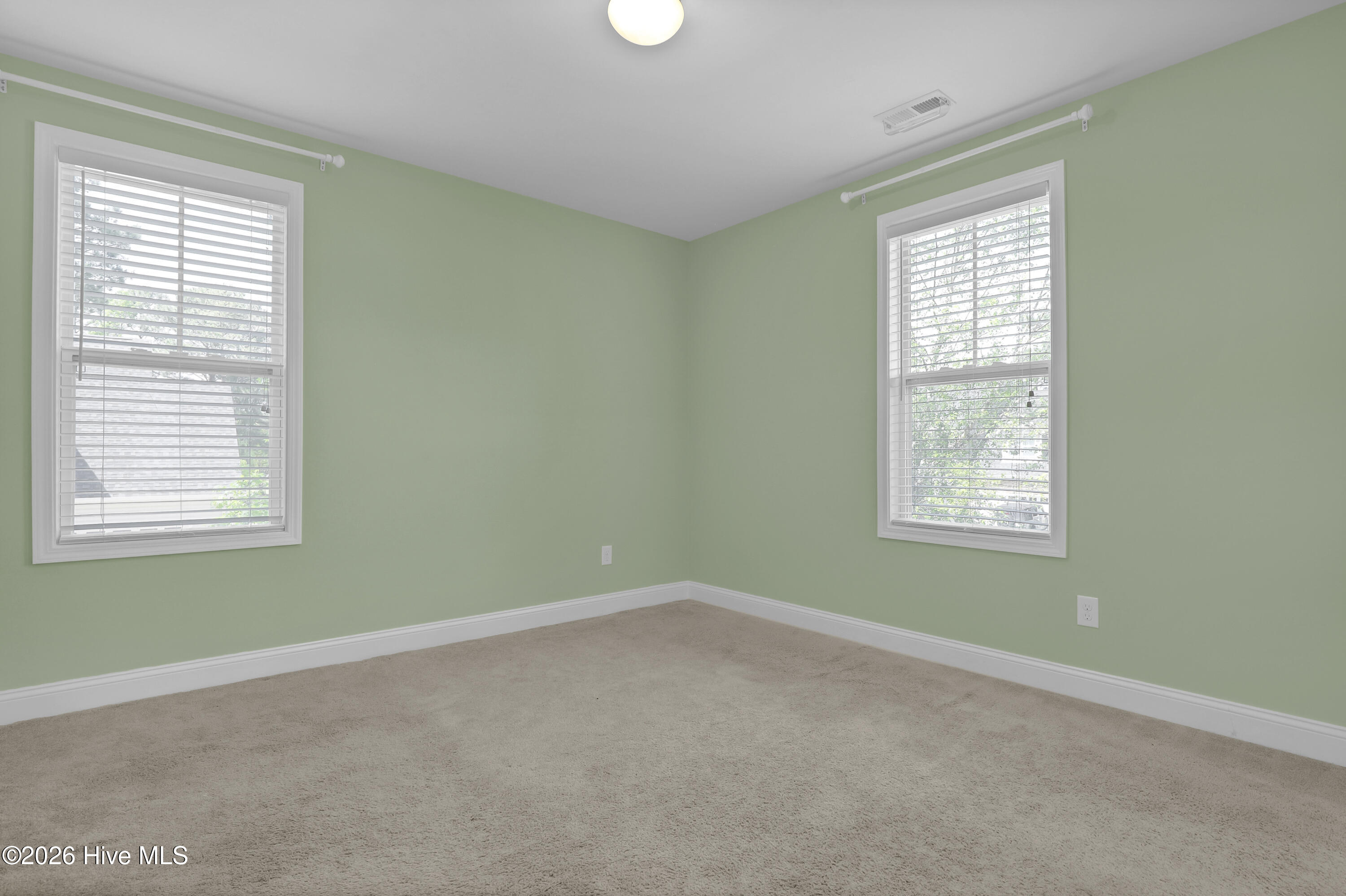 676 Majestic Oaks Drive