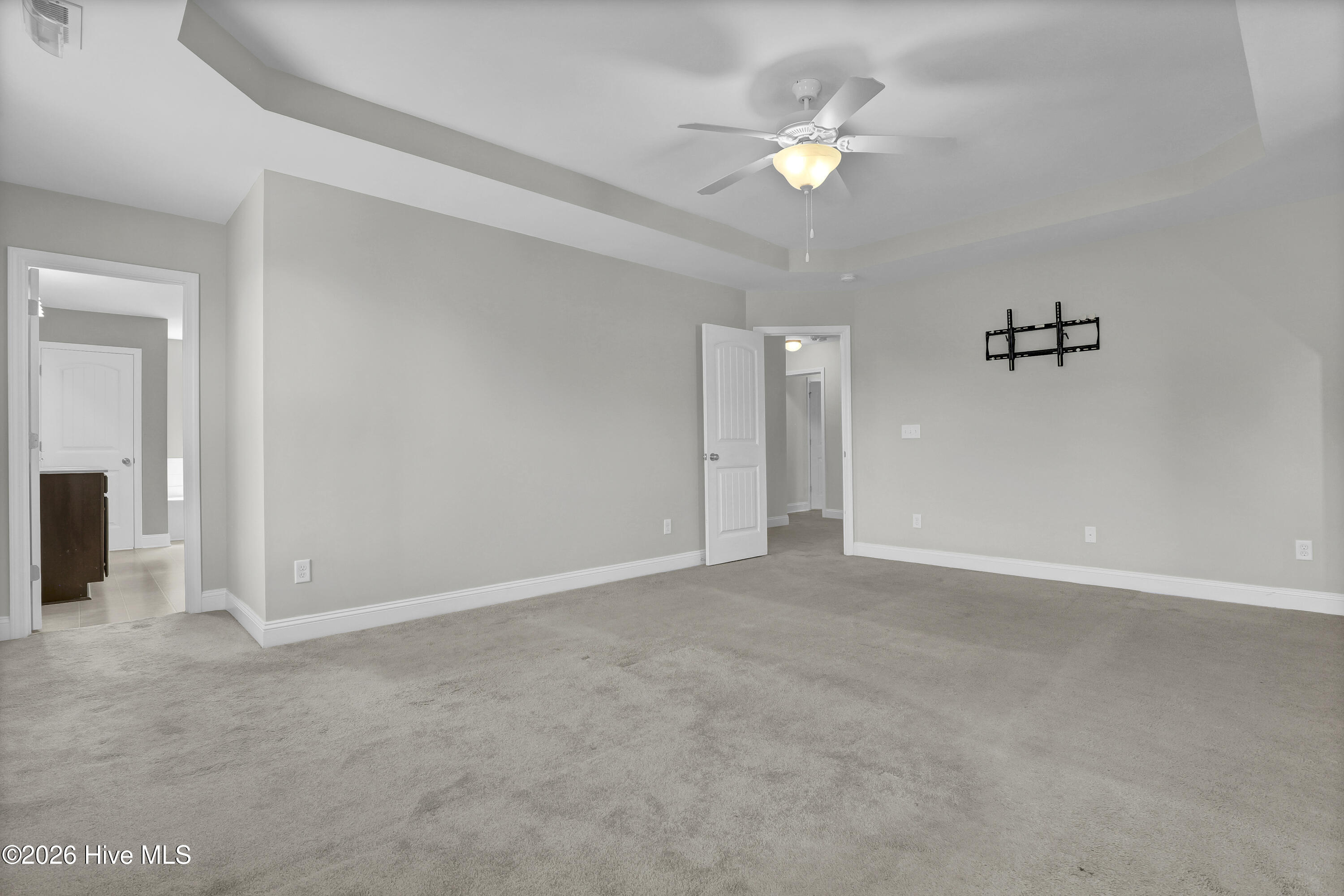676 Majestic Oaks Drive