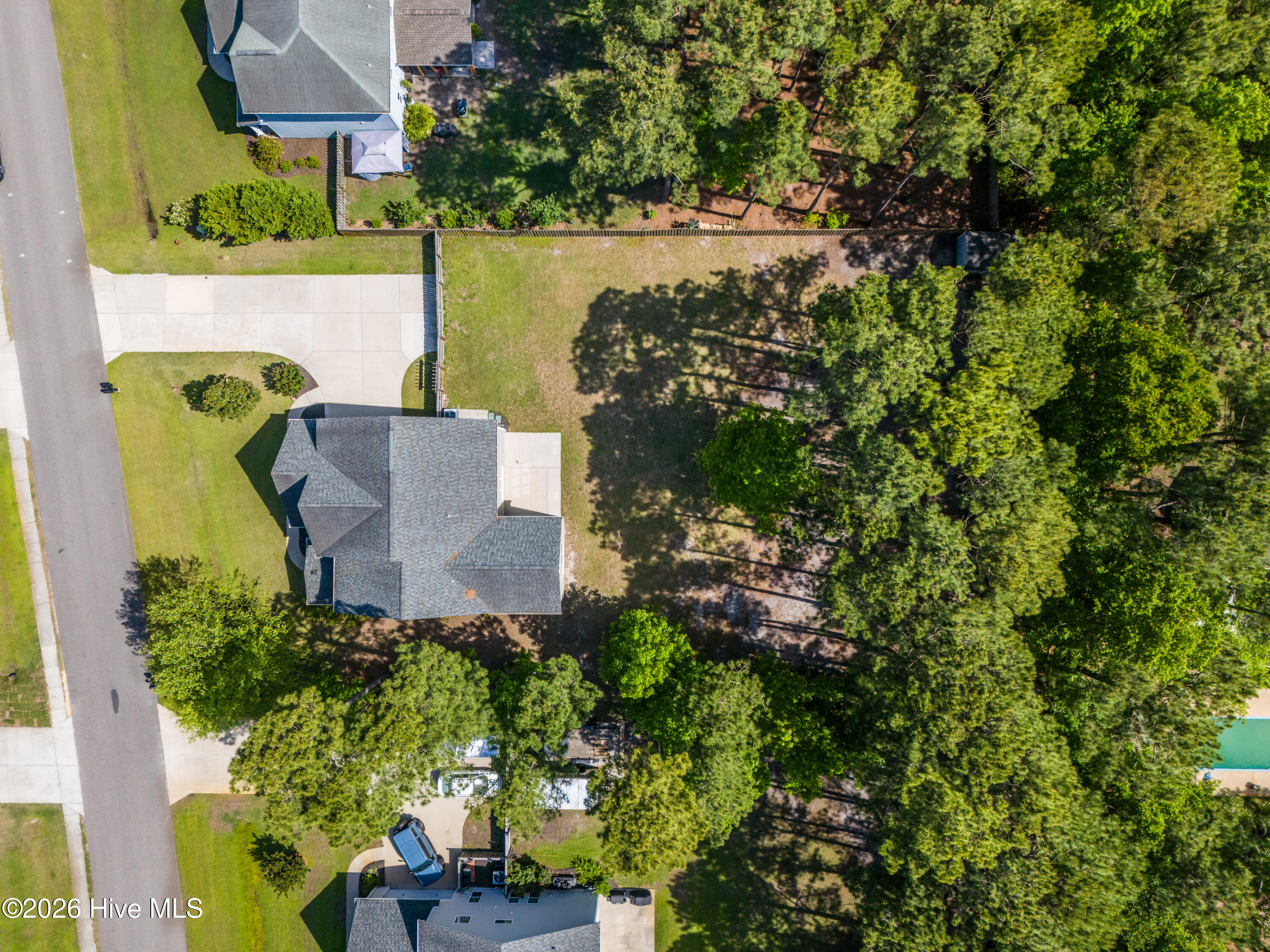 676 Majestic Oaks Drive