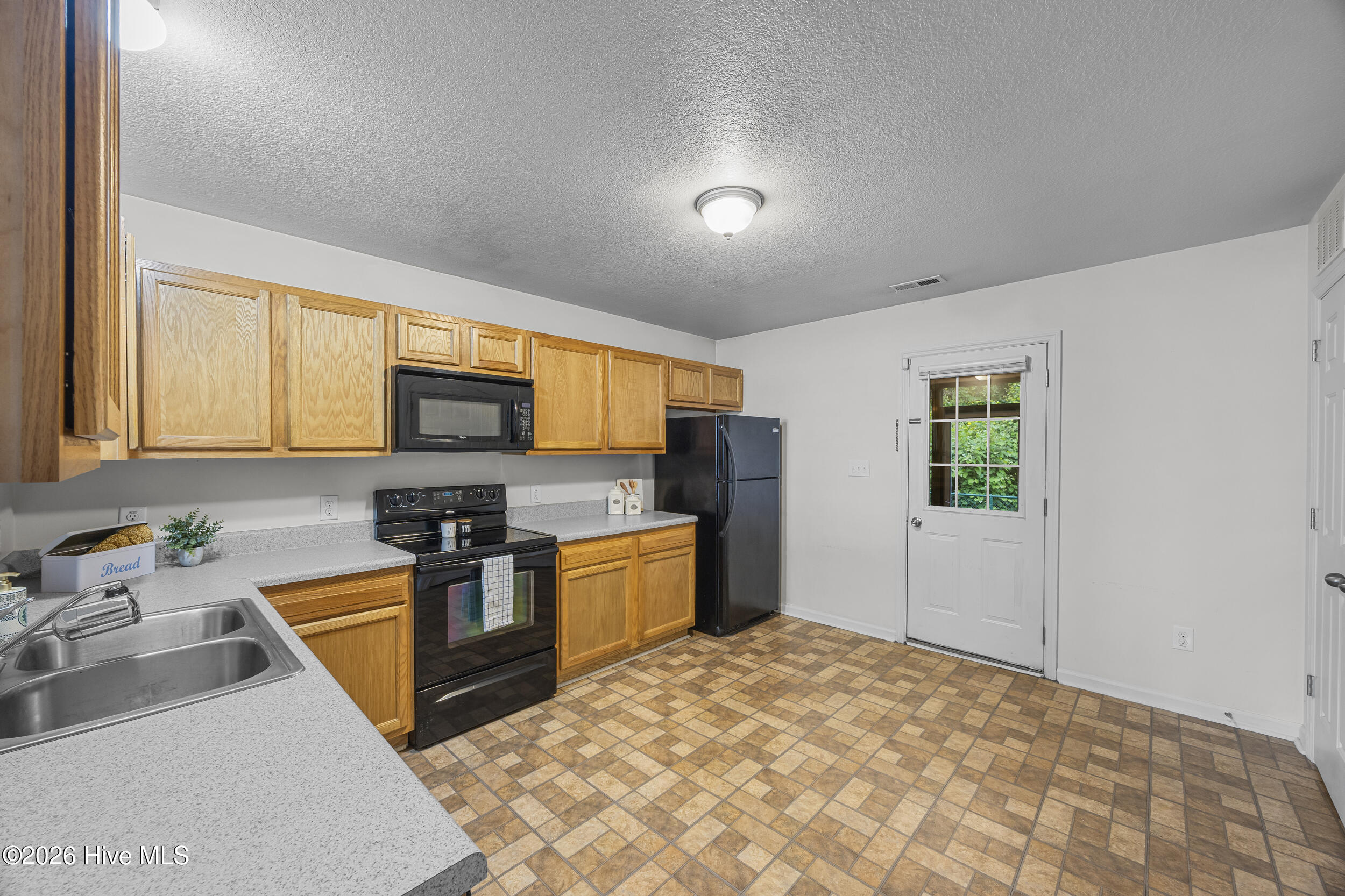 27 E Doris Avenue 403