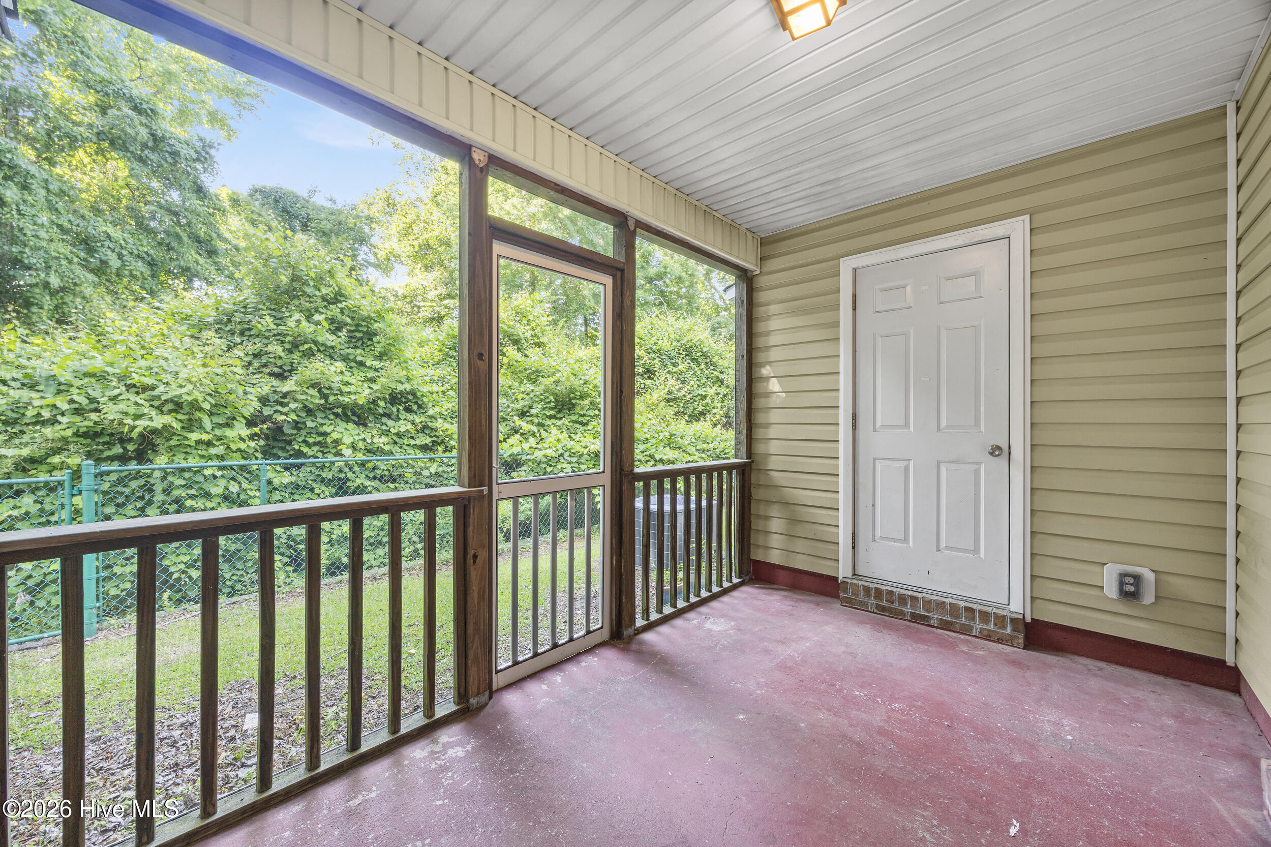 27 E Doris Avenue 403