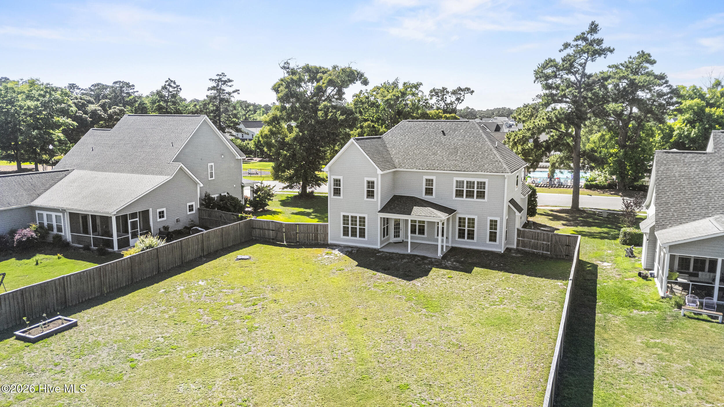 704 W Craftsman Way