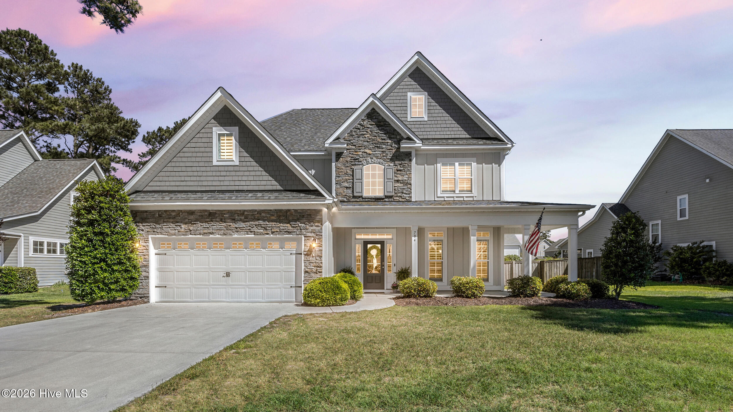 704 W Craftsman Way