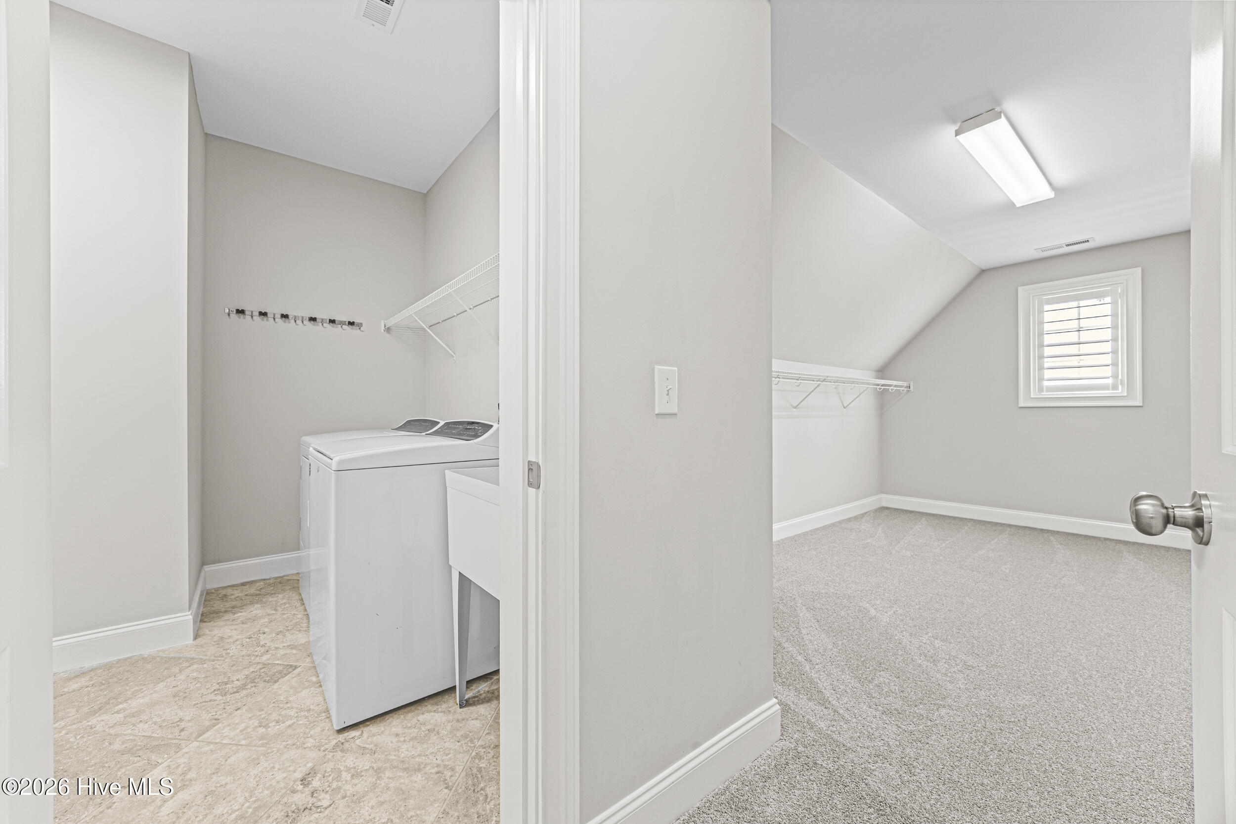 704 W Craftsman Way