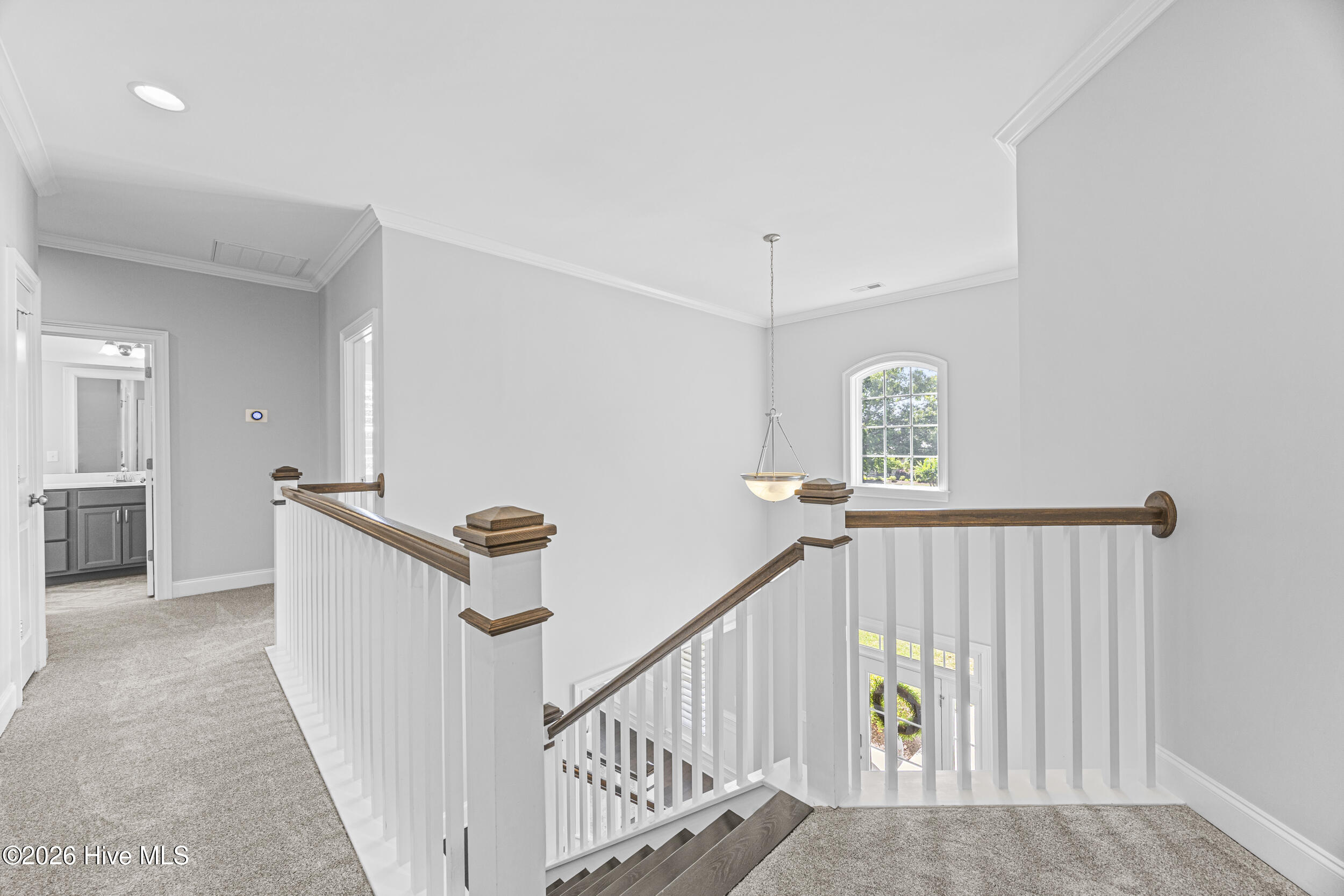 704 W Craftsman Way