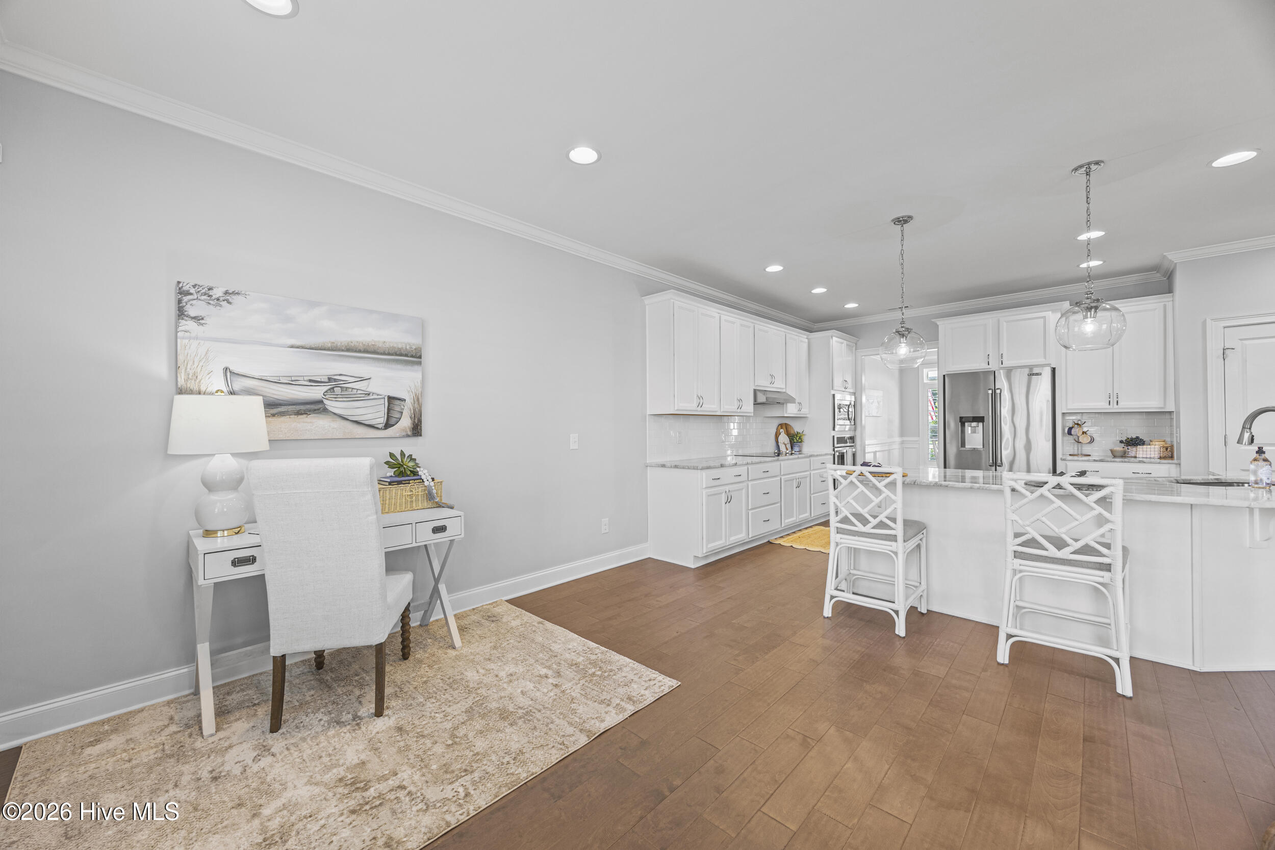 704 W Craftsman Way