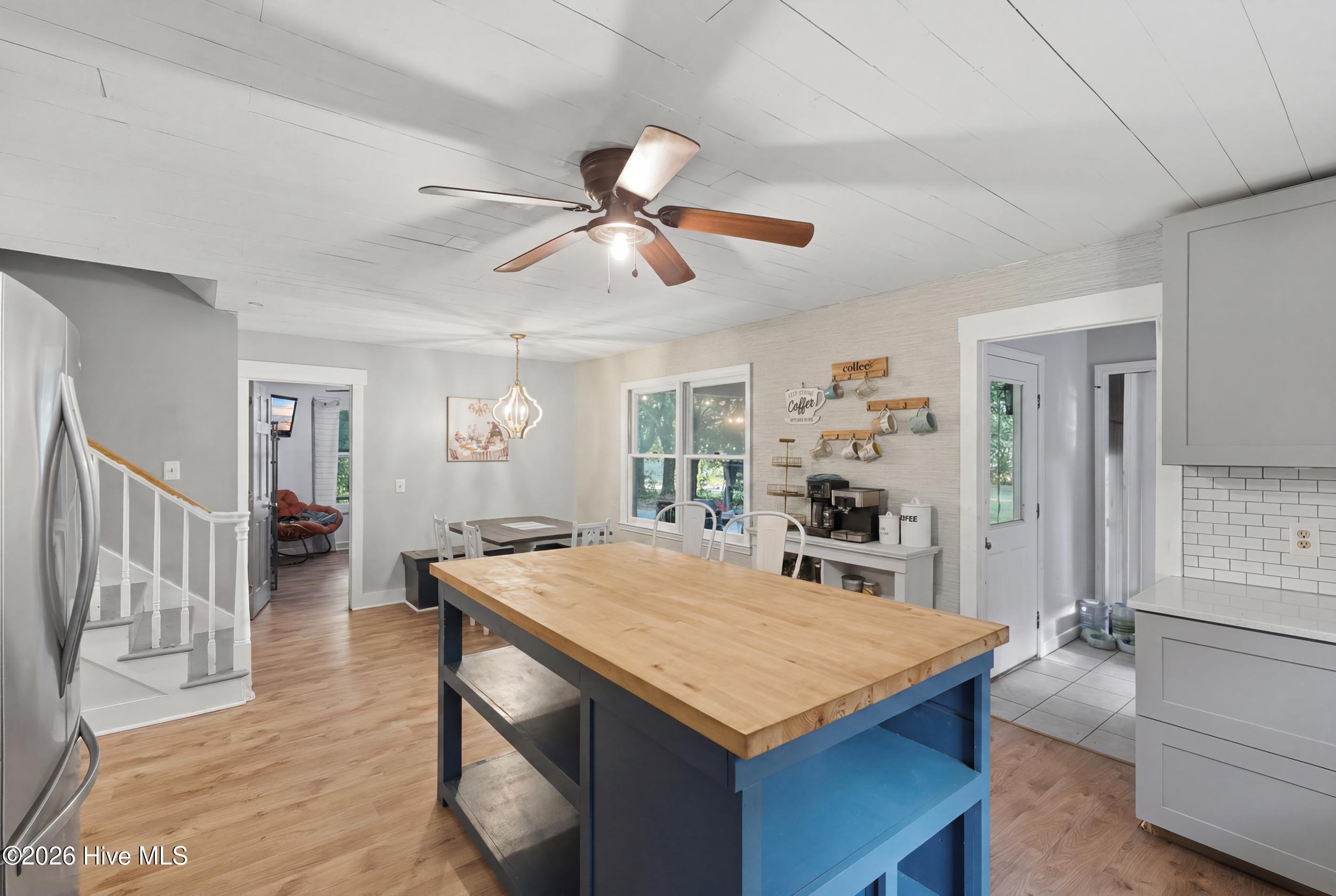 458 Annandale Trace