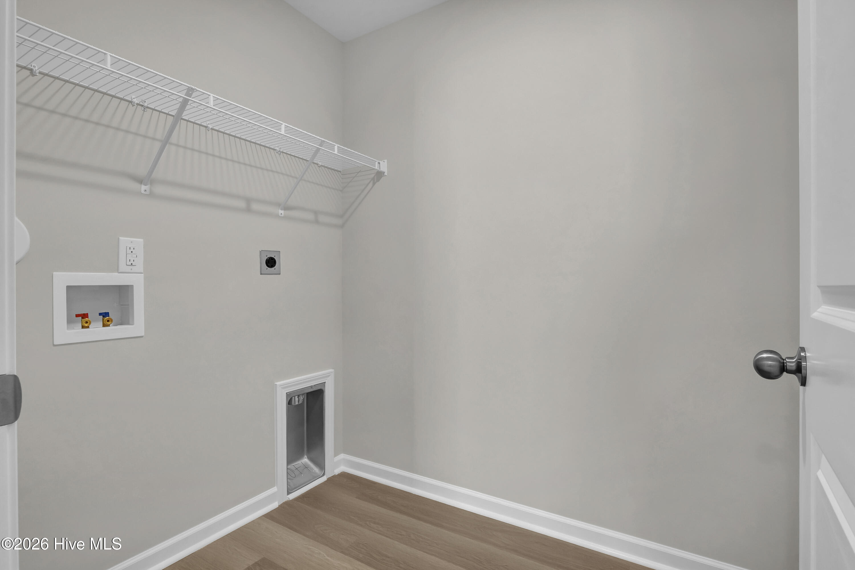 55 W Farley Drive 76