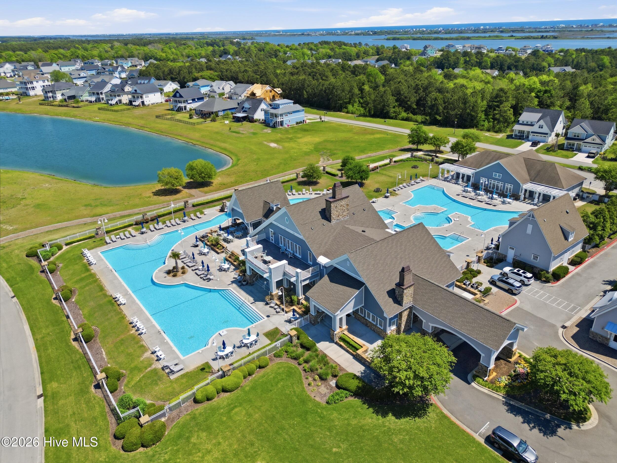 844 Lake Willow Way