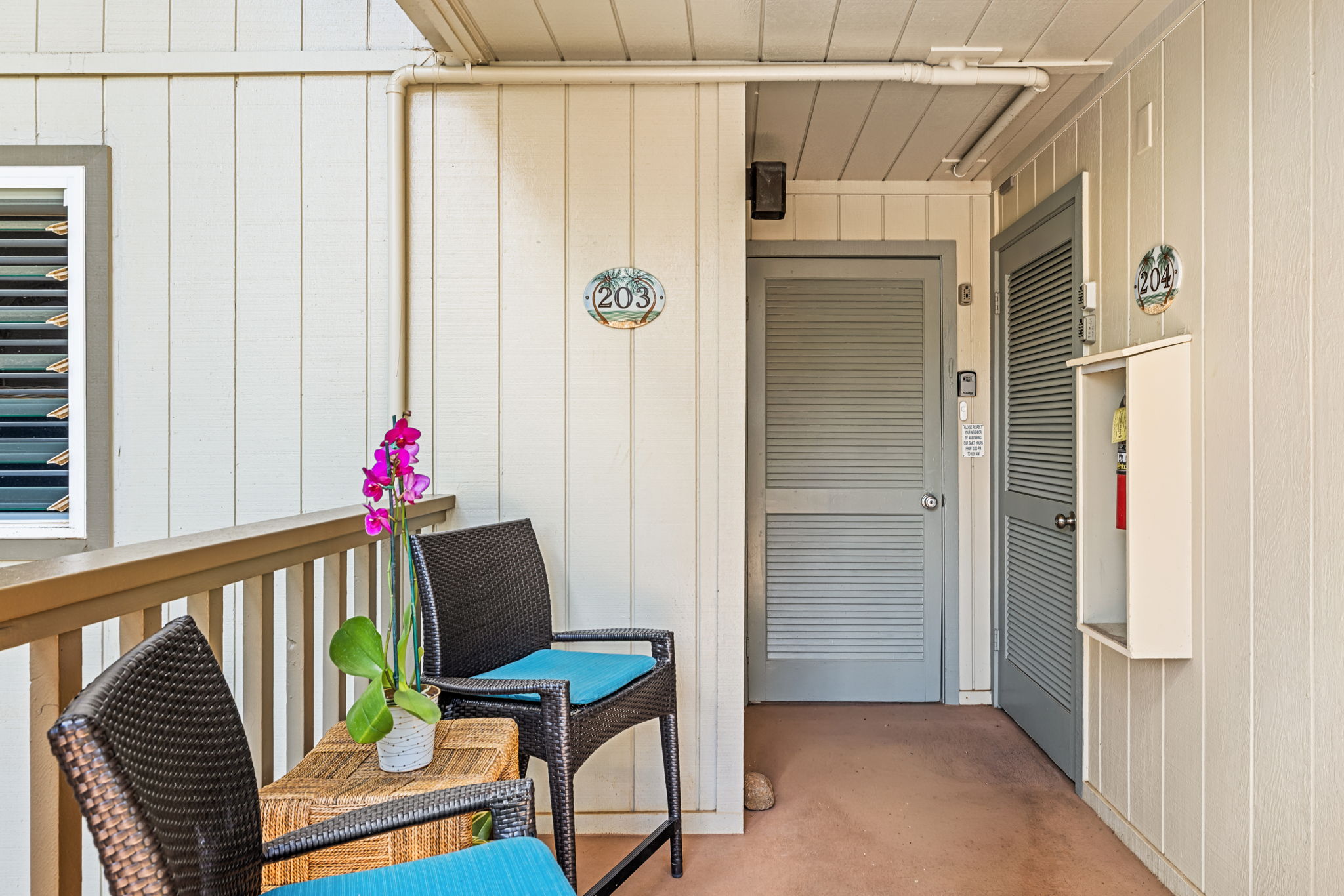 1697 PEE RD 203