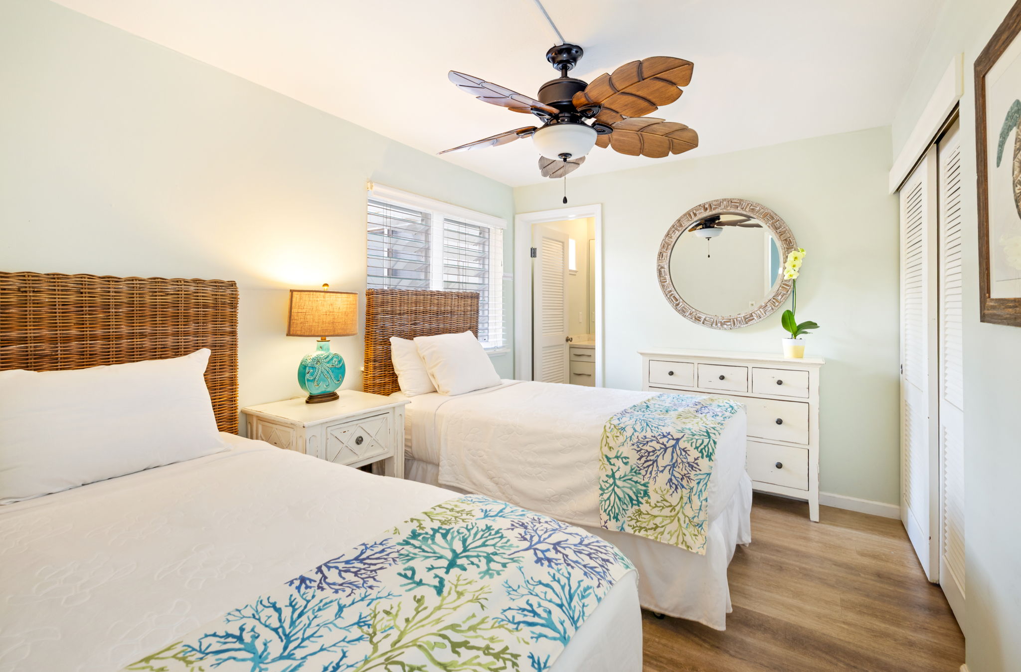 1697 PEE RD 203