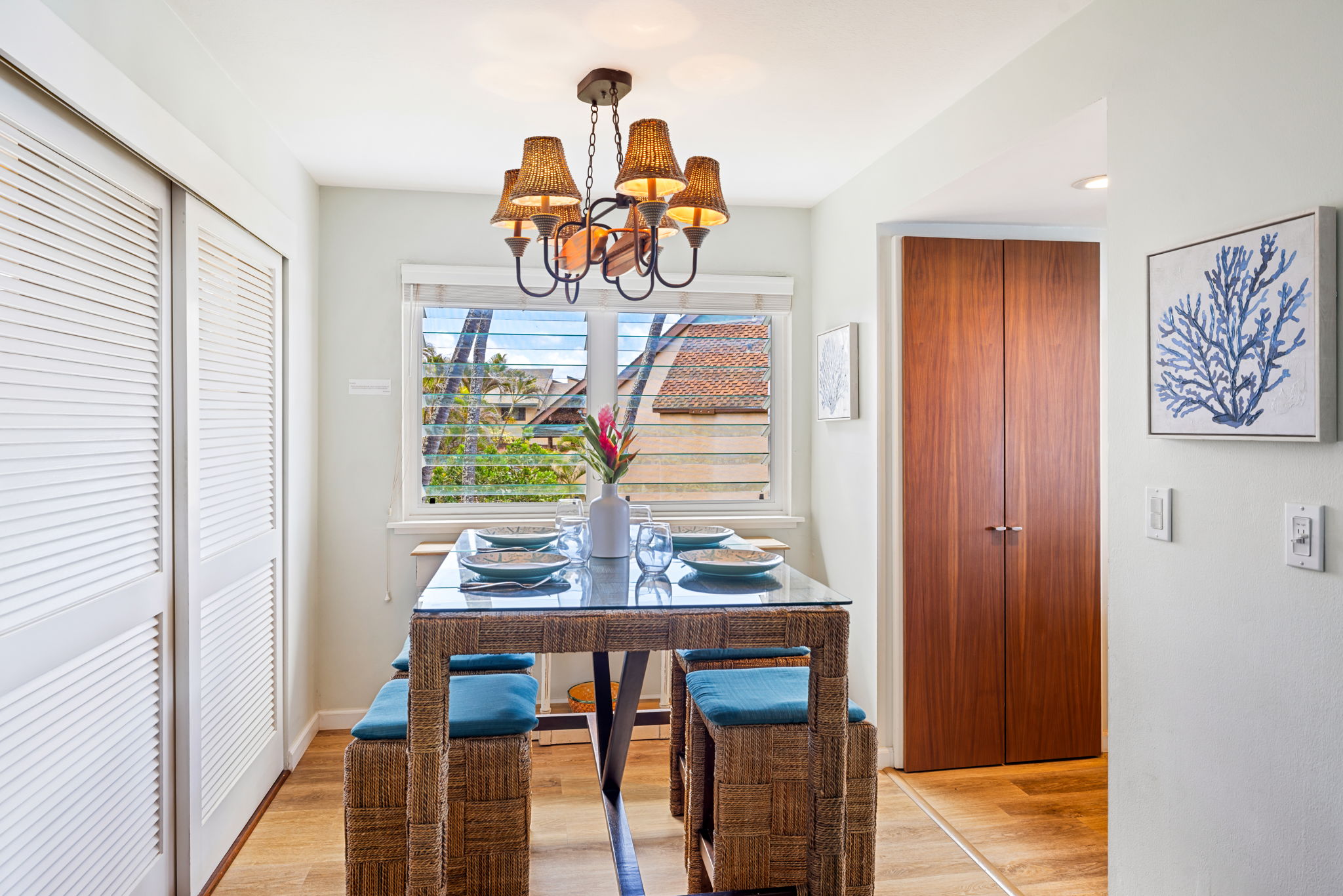 1697 PEE RD 203