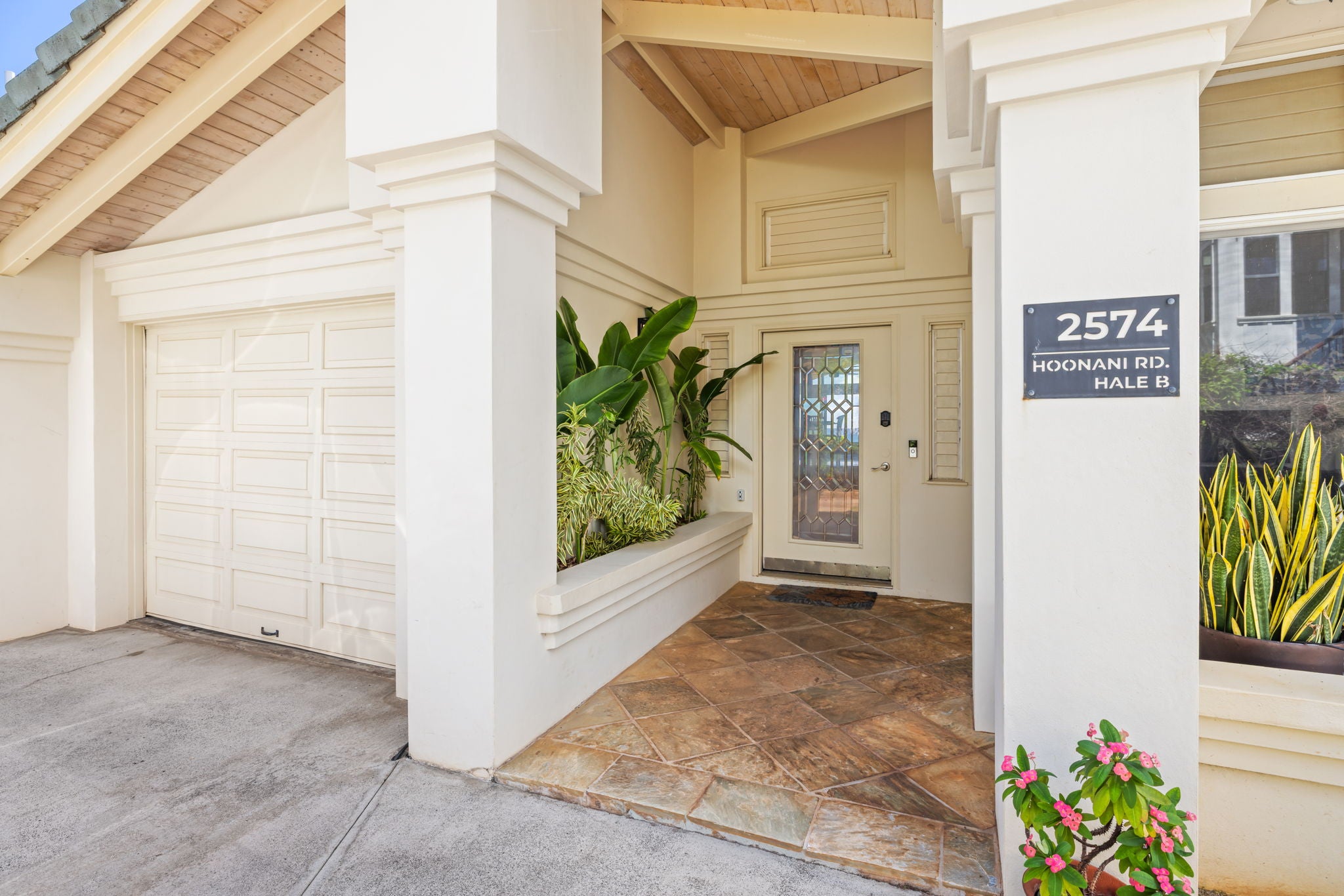 2574 HOONANI RD B