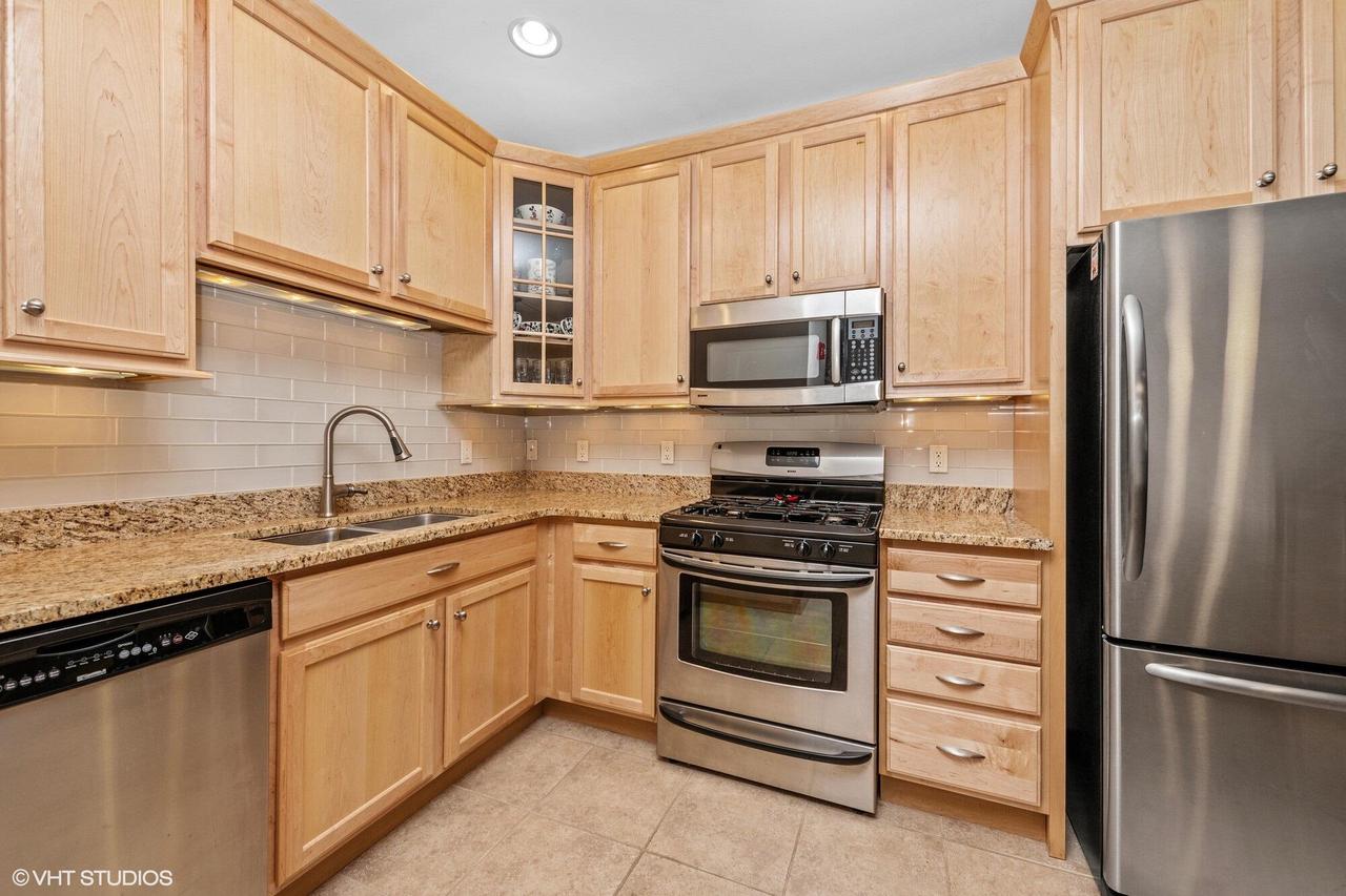 415 South Wells STREET 804
