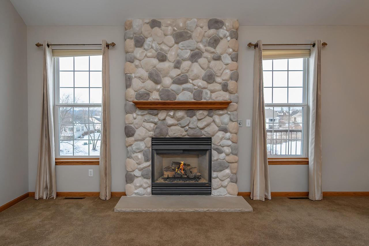 1632 Auburn COURT