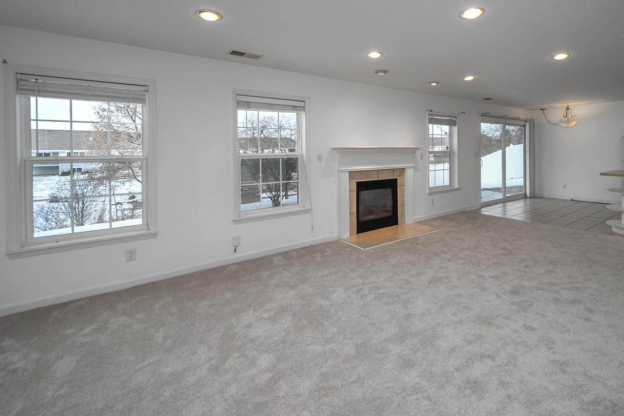 1632 Auburn COURT