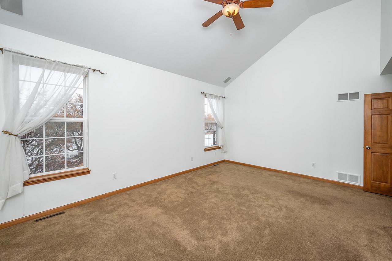 1632 Auburn COURT