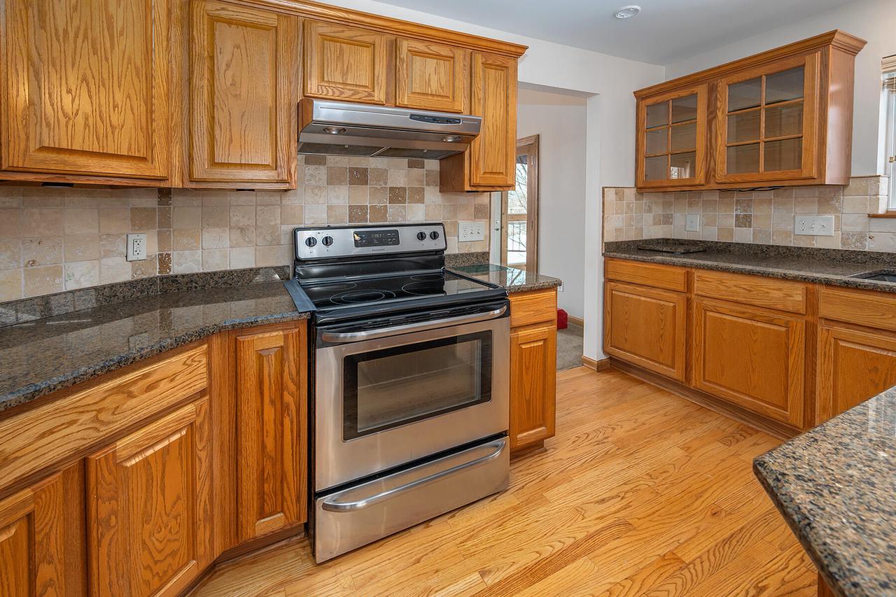 1632 Auburn COURT
