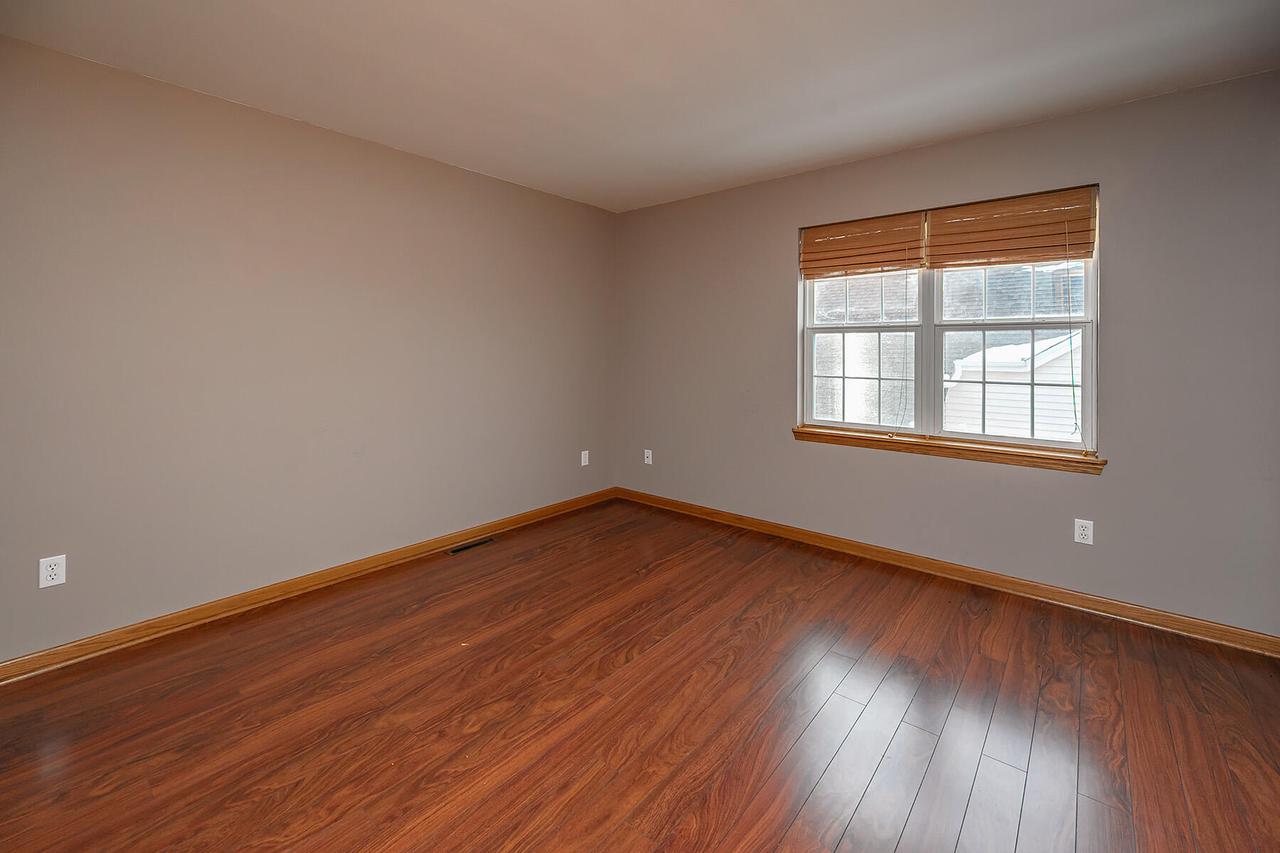 1632 Auburn COURT