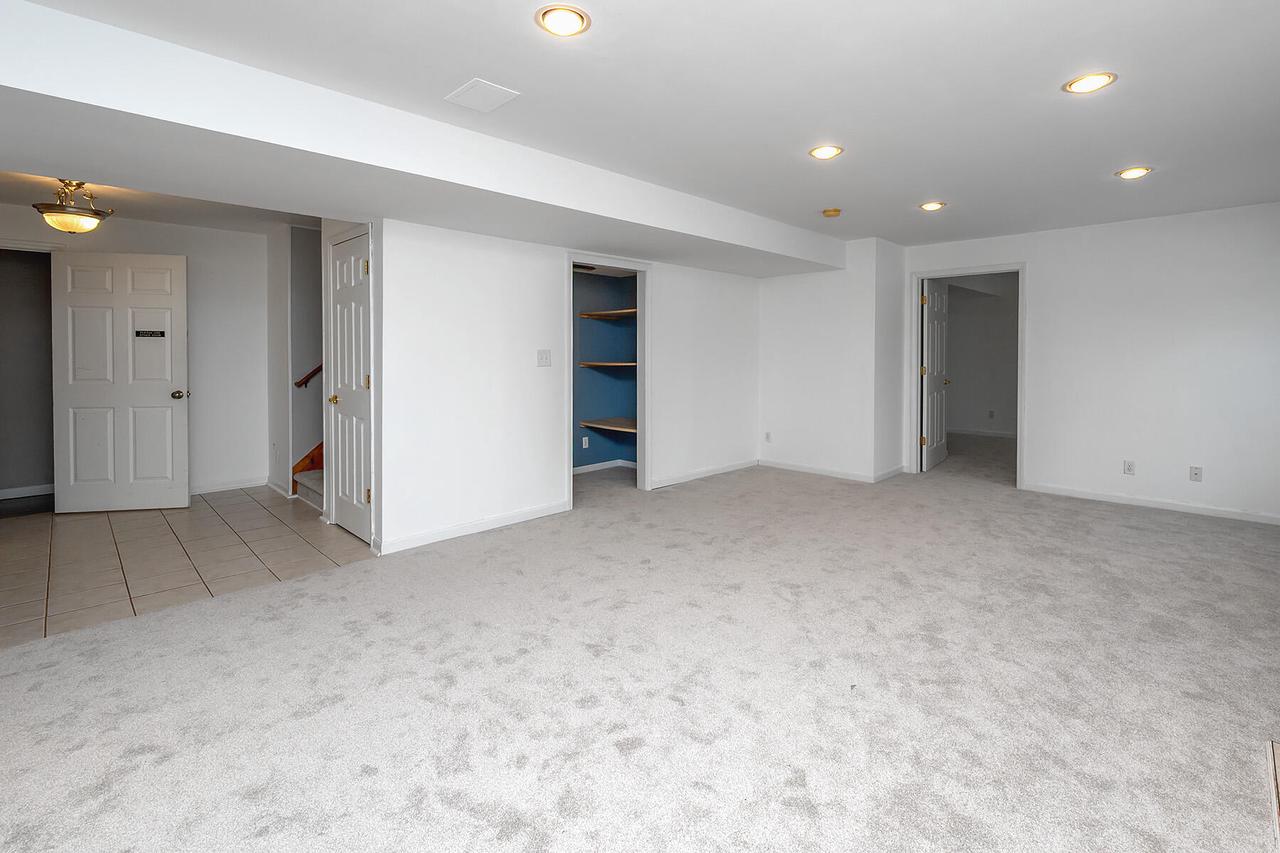 1632 Auburn COURT