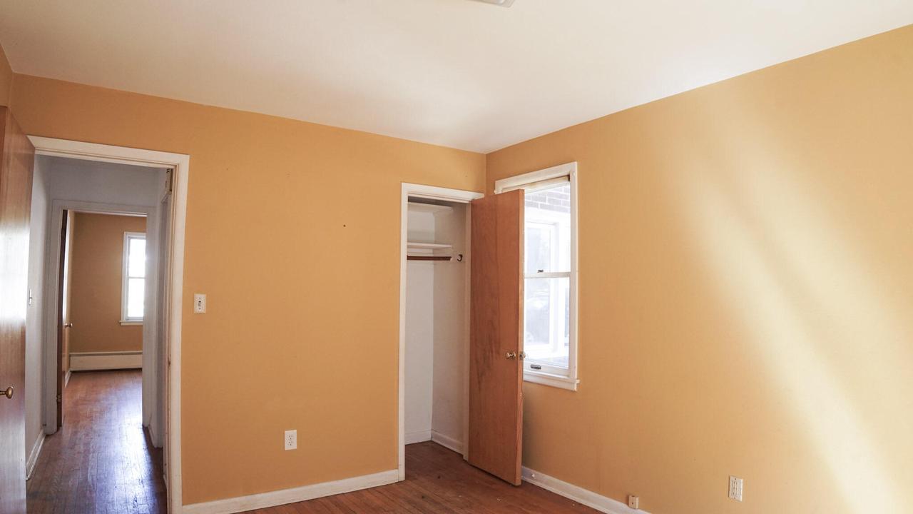 825 Glenview AVENUE A-B-C-D