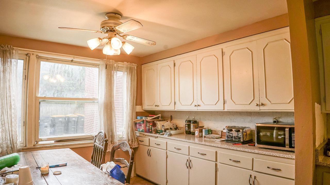 825 Glenview AVENUE A-B-C-D