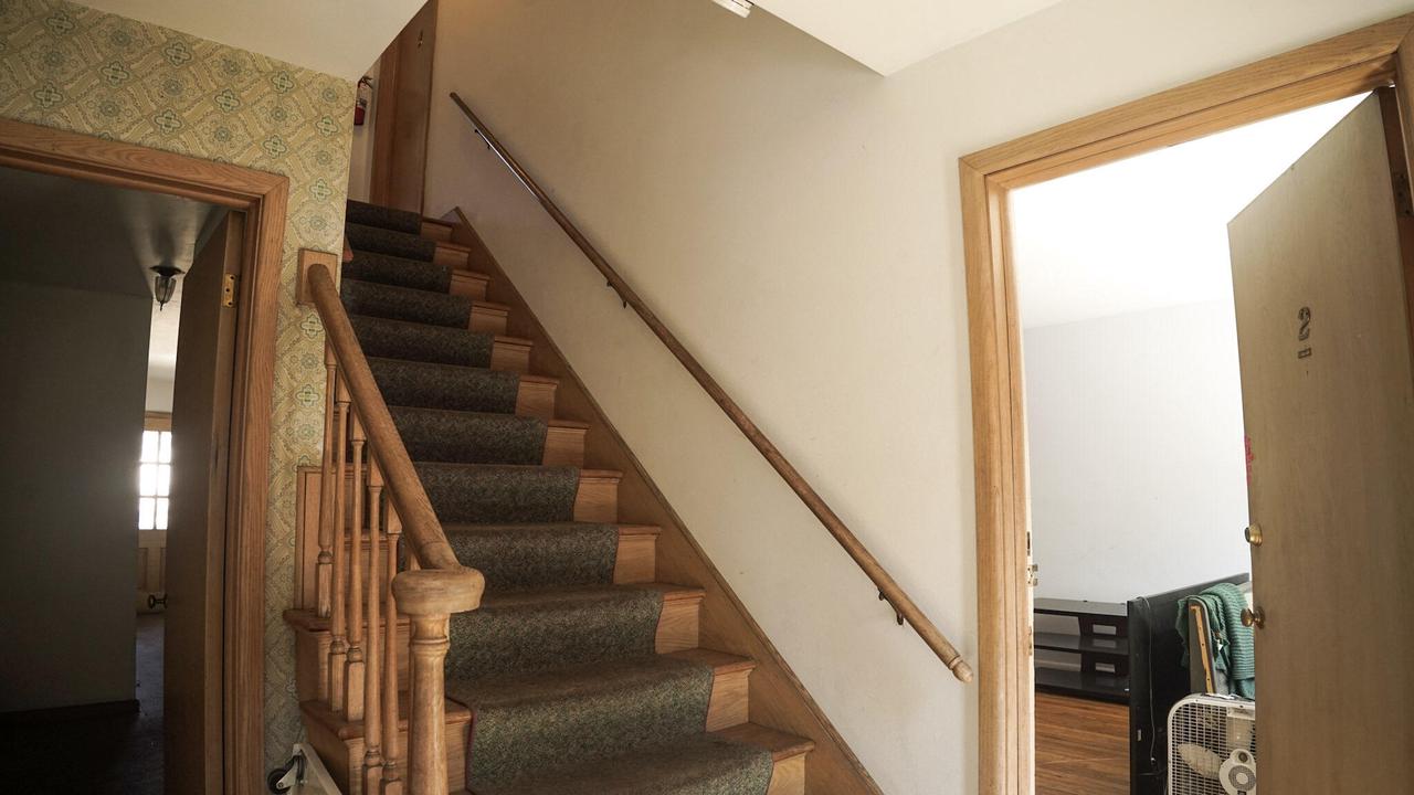 825 Glenview AVENUE A-B-C-D