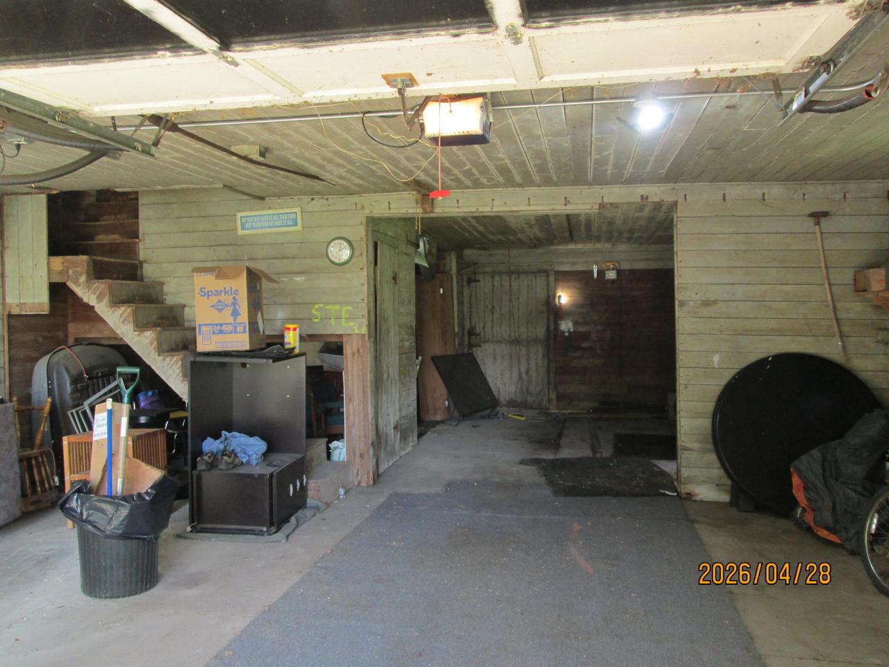 210 E Court STREET
