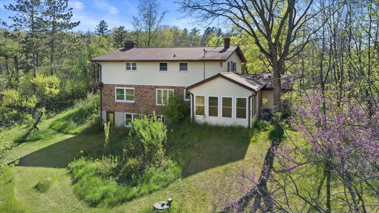 1204 State Highway 83