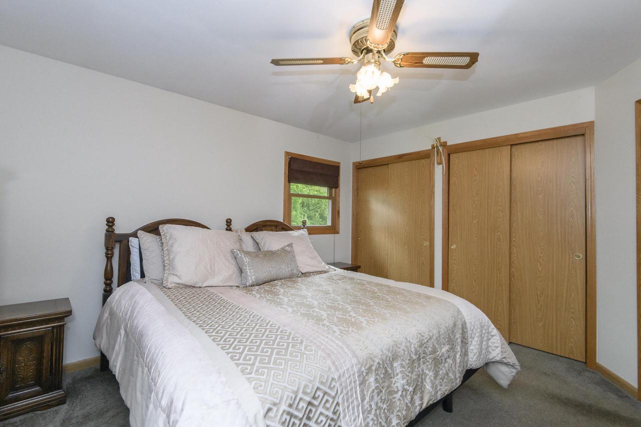 W164N9918 Robins WAY
