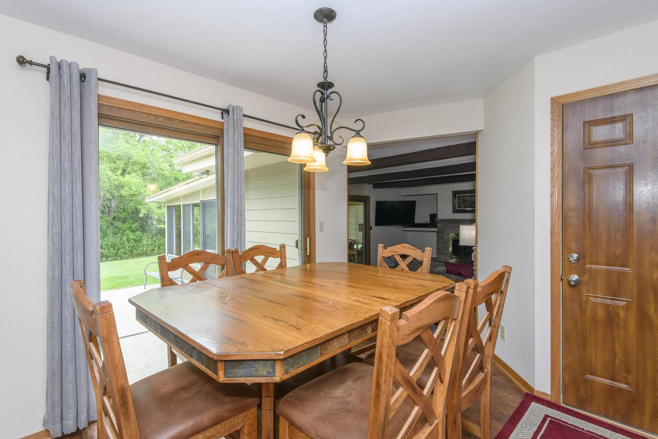 W164N9918 Robins WAY