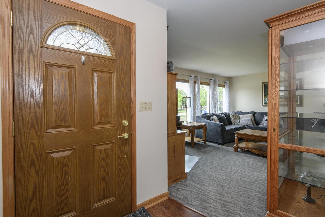 W164N9918 Robins WAY